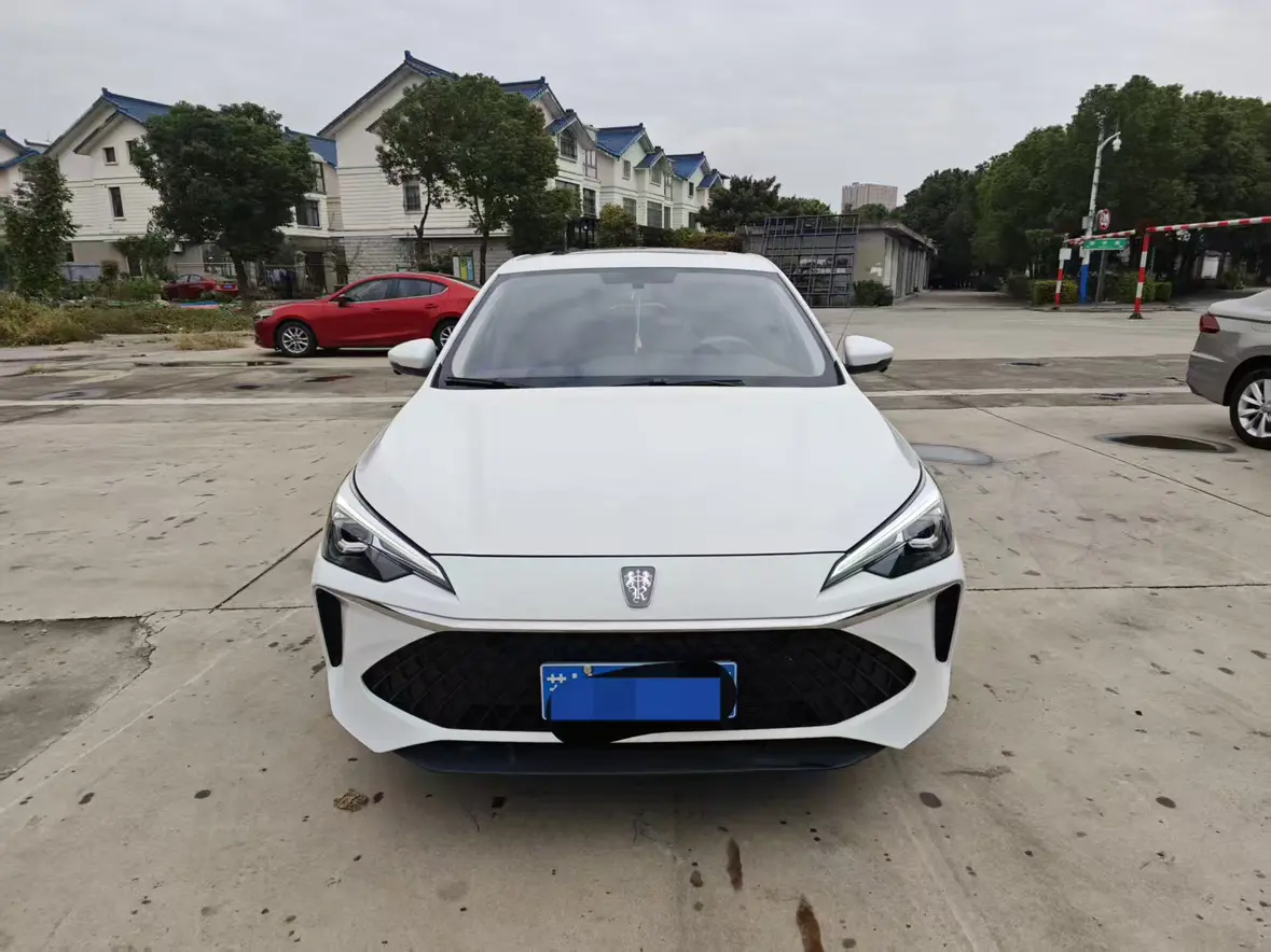 Roewe i5  из Китая