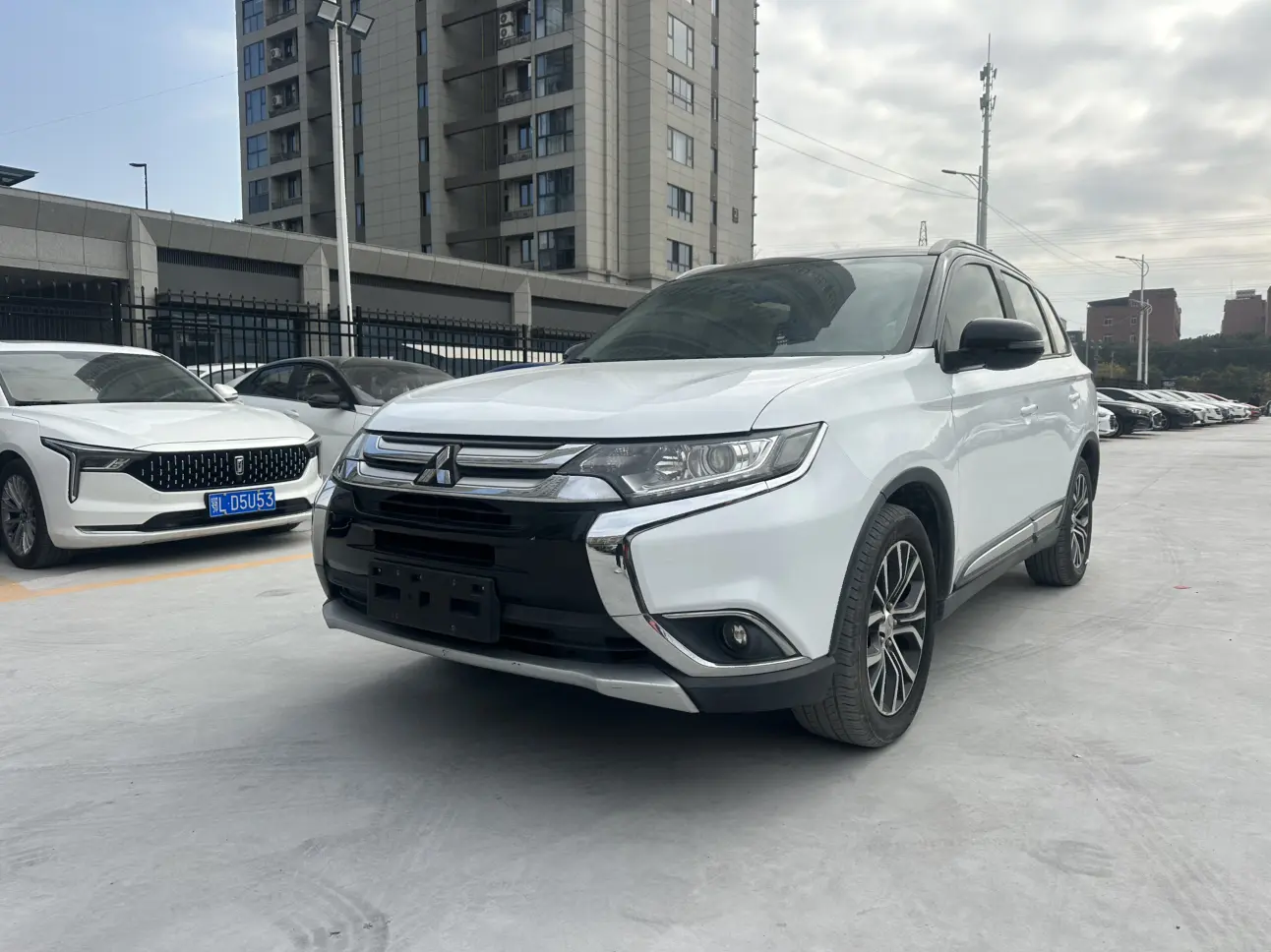 Mitsubishi Outlander  из Китая
