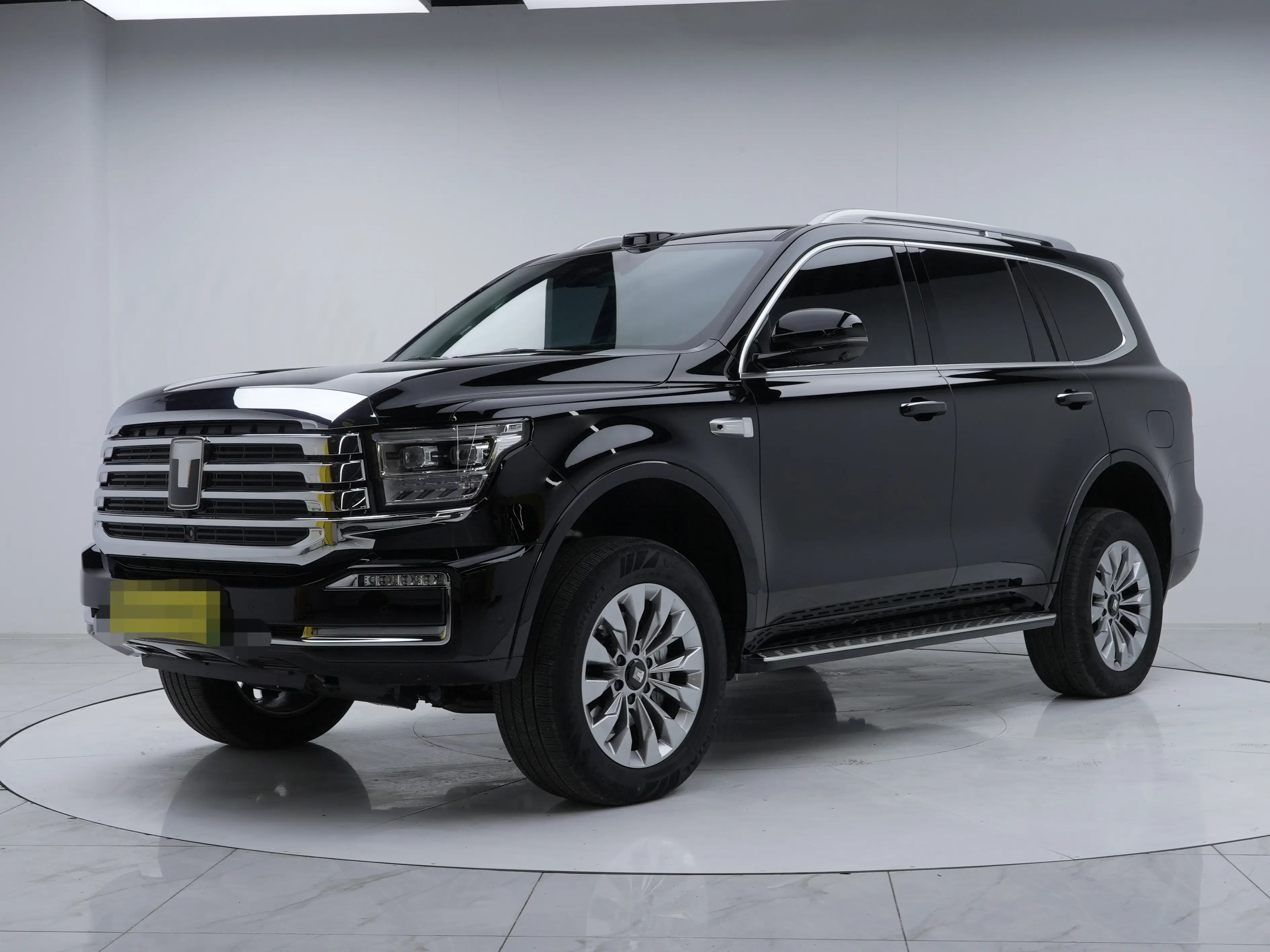 Tank 500 Hi4-Z  из Китая