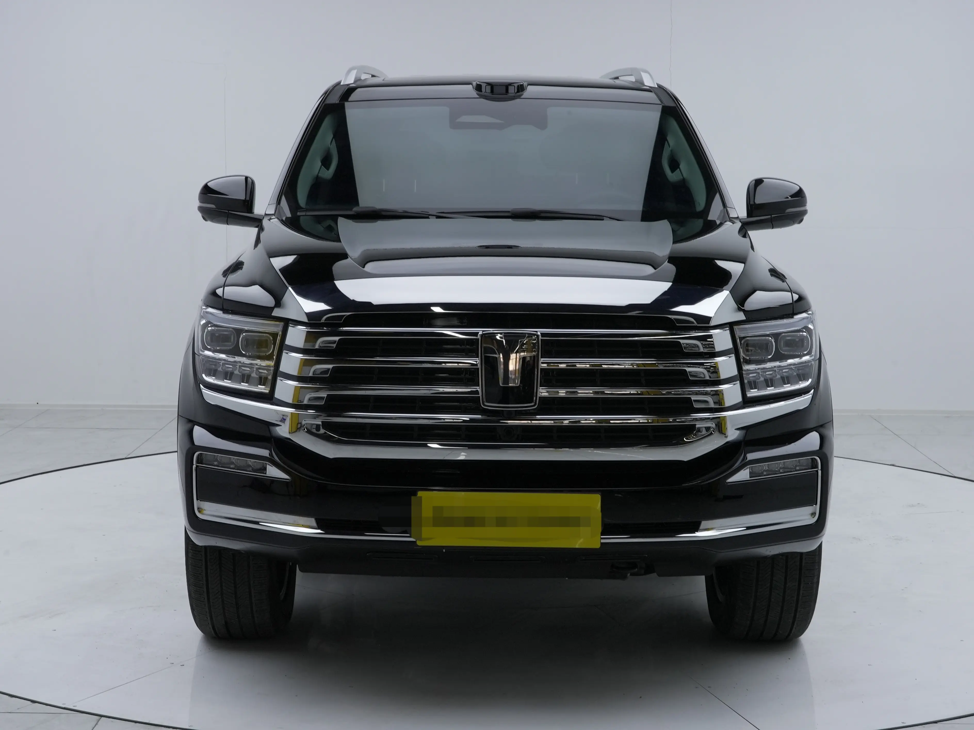 Tank 500 Hi4-Z  из Китая