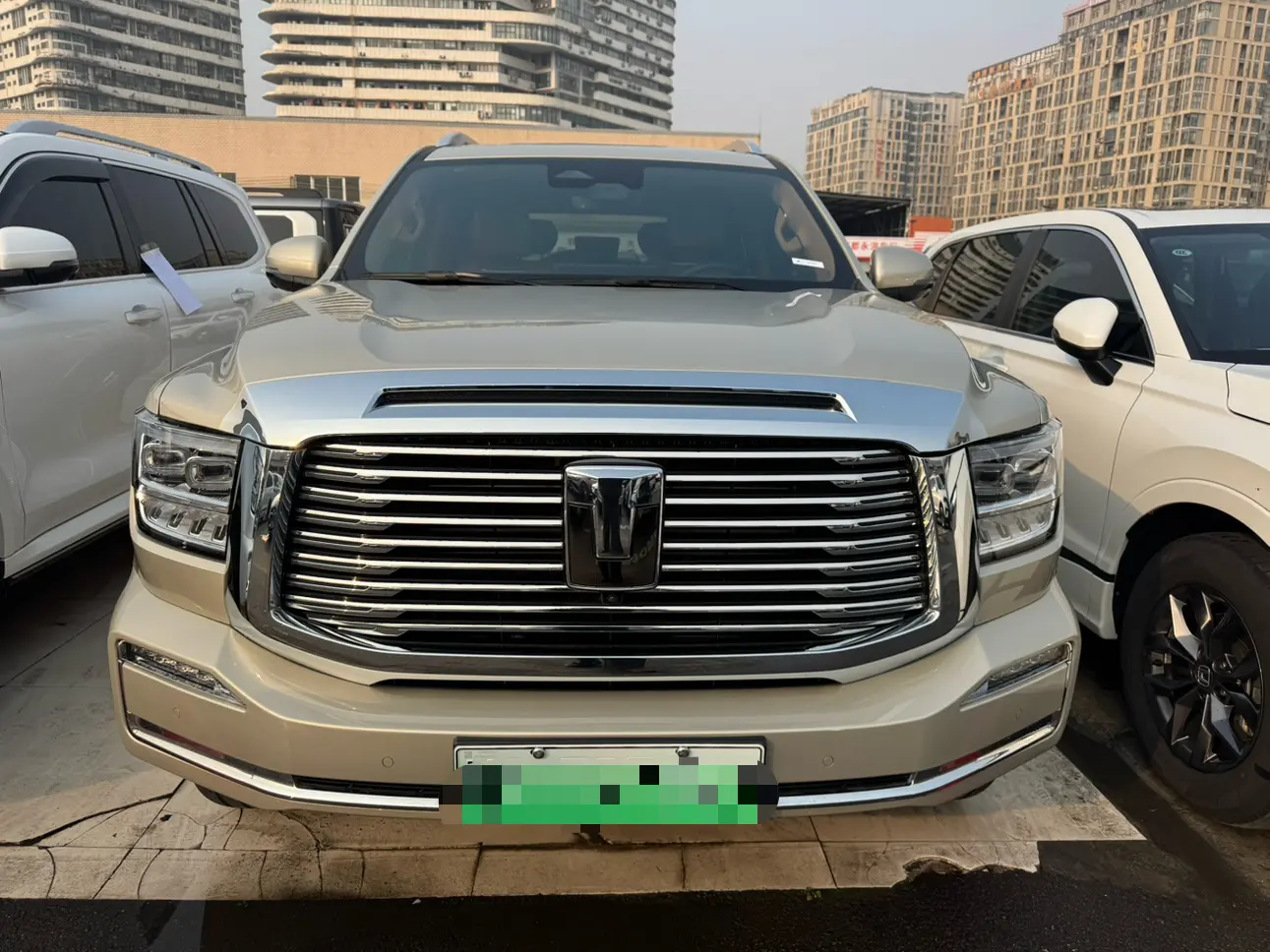 Tank 500 Hi4-T  из Китая