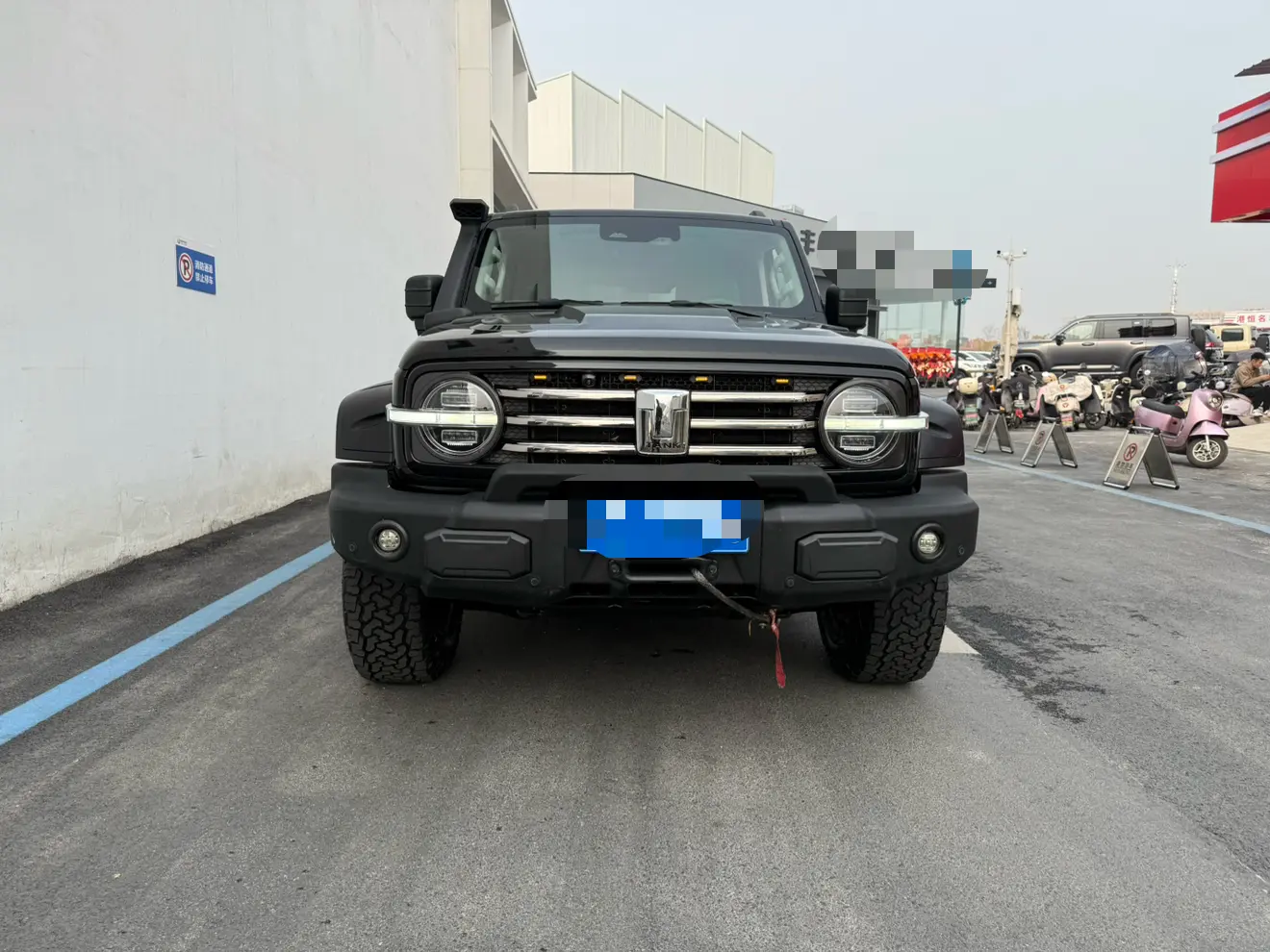 Tank 300  из Китая