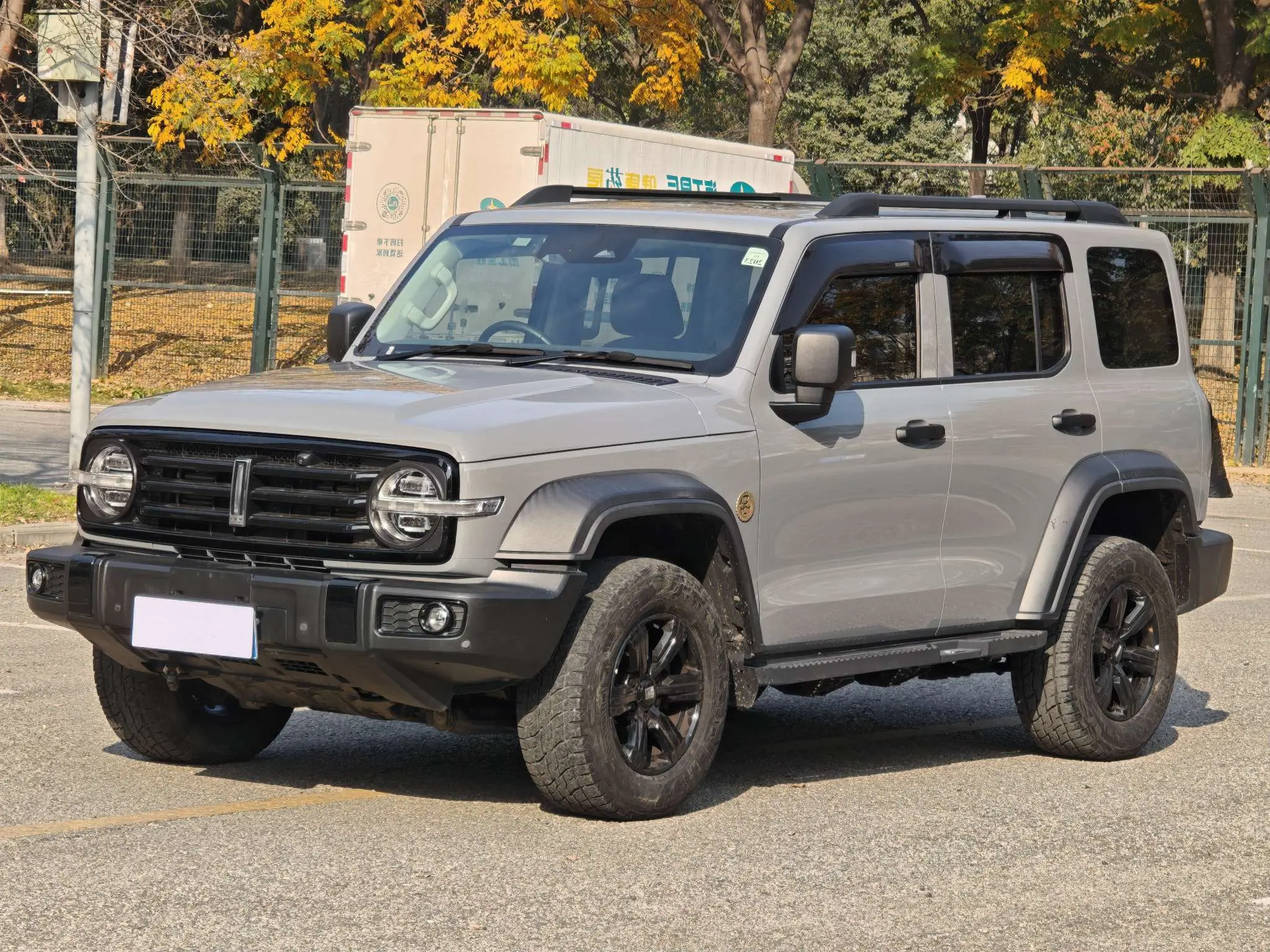 Tank 300  из Китая