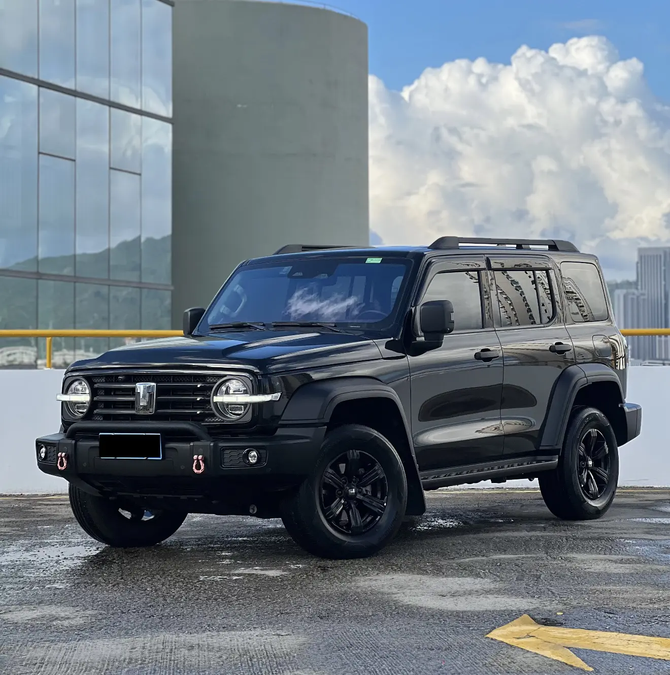 Tank 300  из Китая