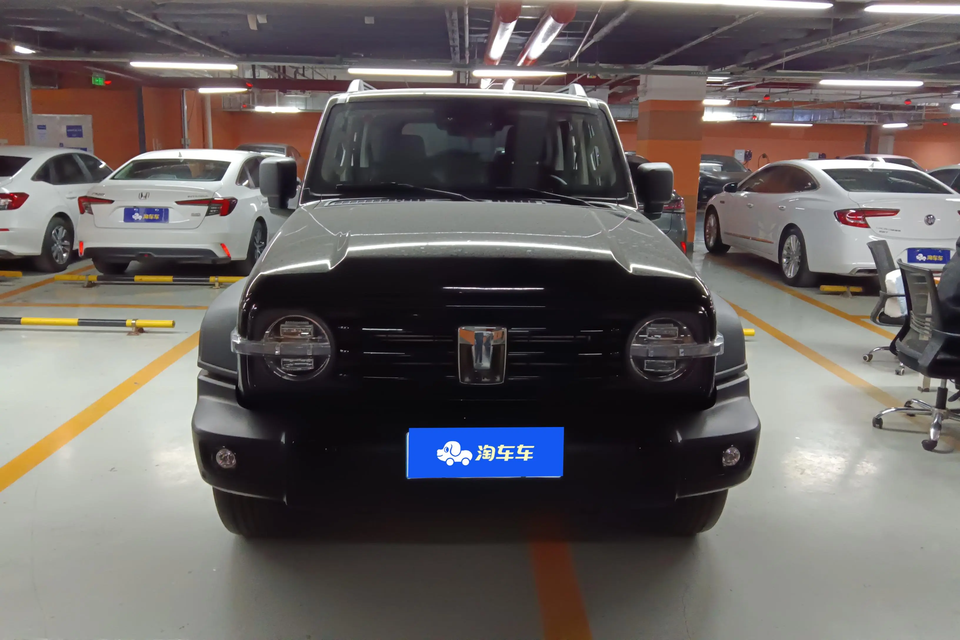 Tank 300  из Китая