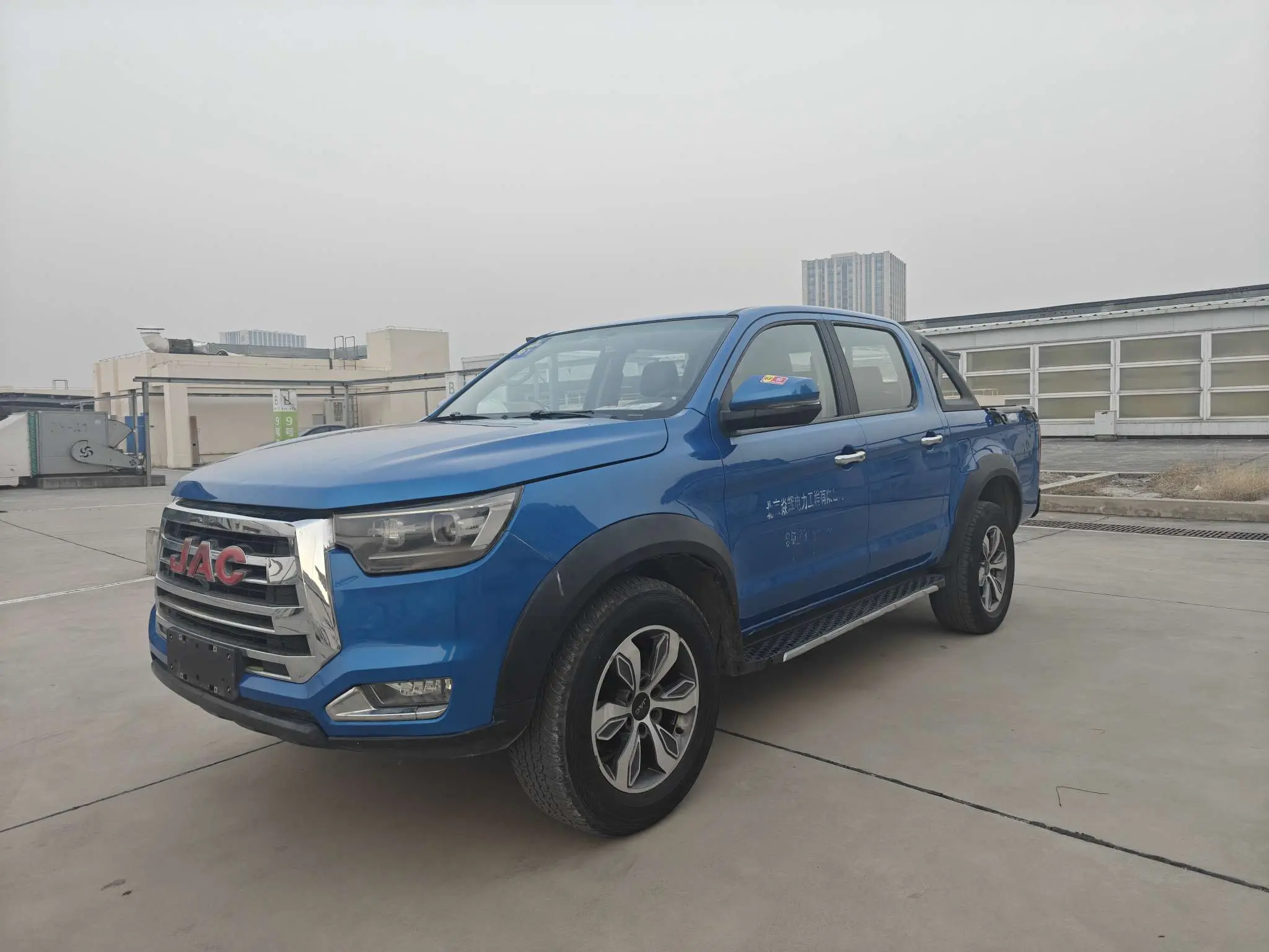 Jiangxi JAC T8  из Китая