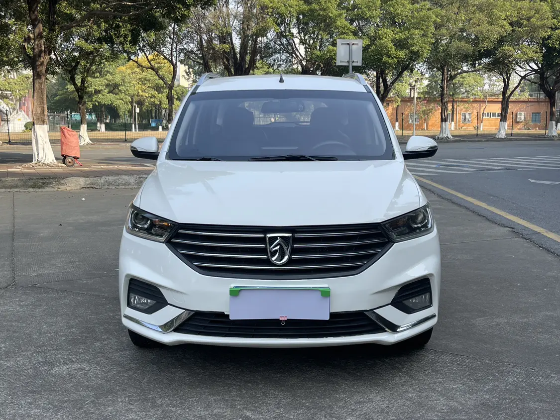 Baojun 360  из Китая