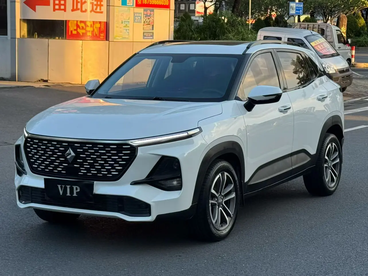 Baojun RS-3  из Китая