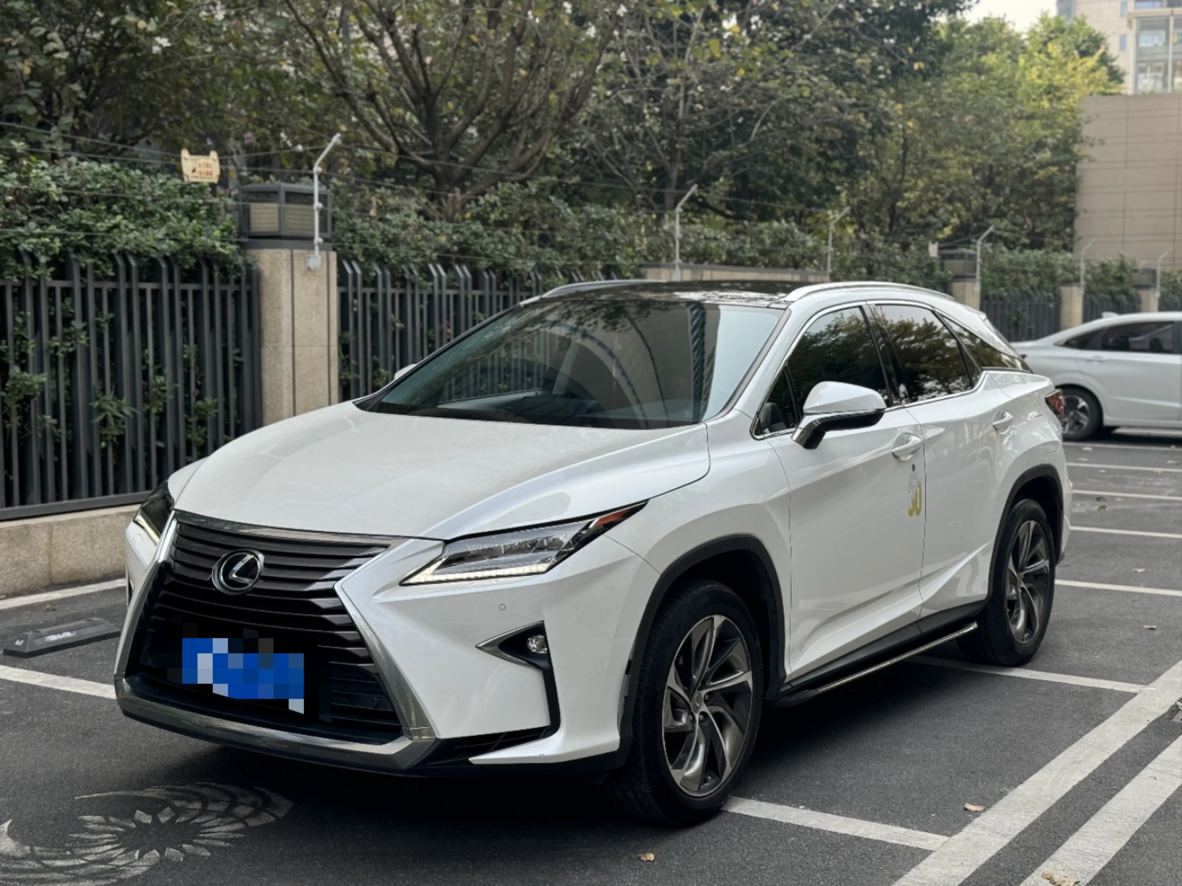 Lexus RX  из Китая