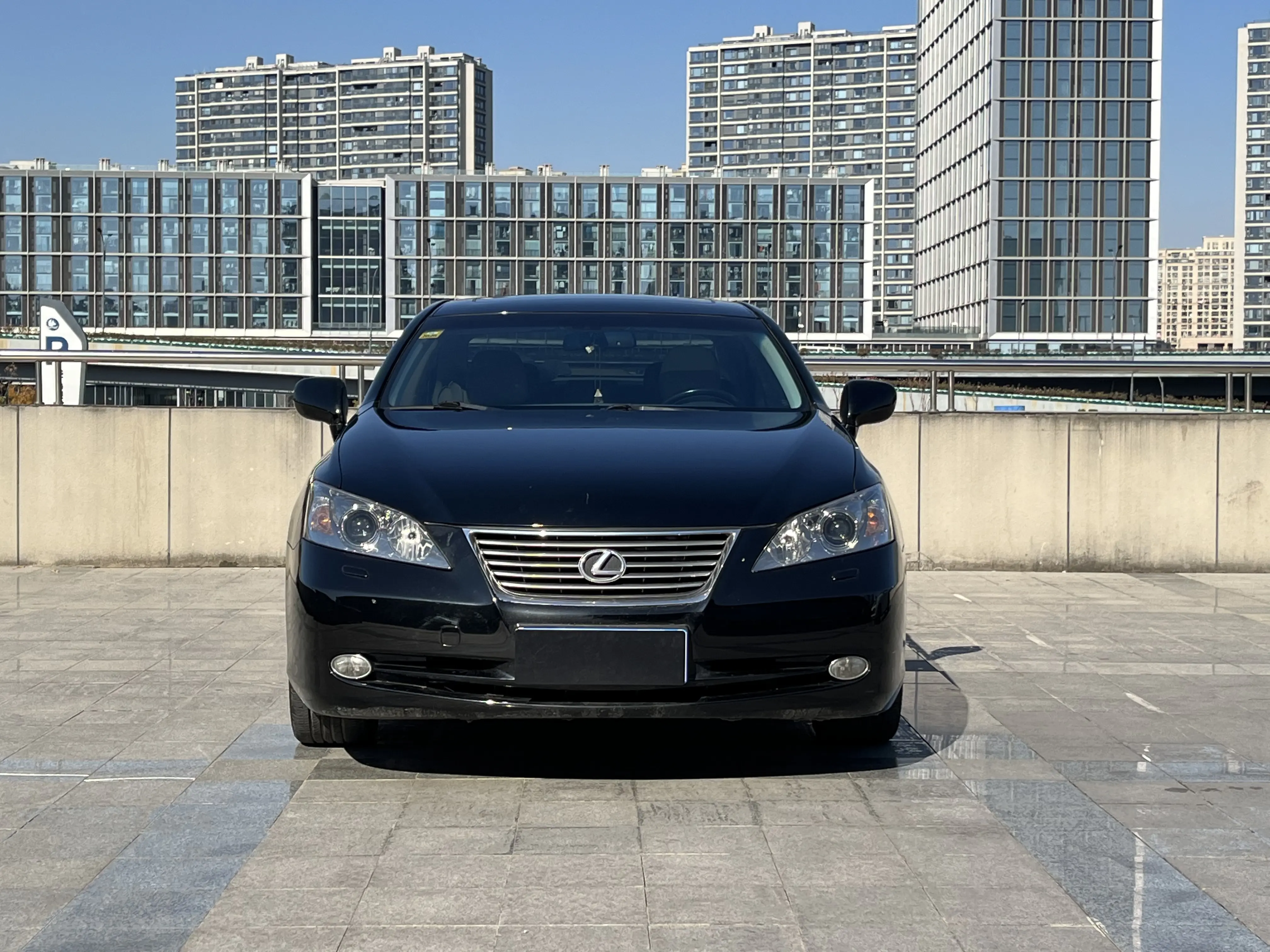 Lexus ES  из Китая