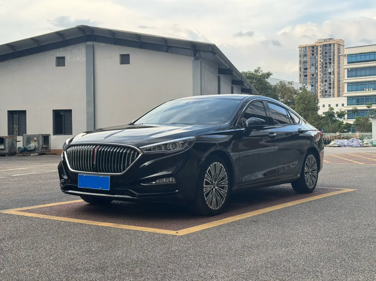 Hongqi H5 classic  из Китая
