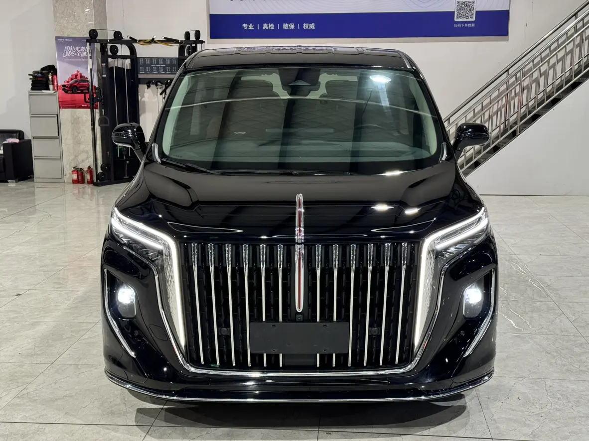 Hongqi HQ9  из Китая