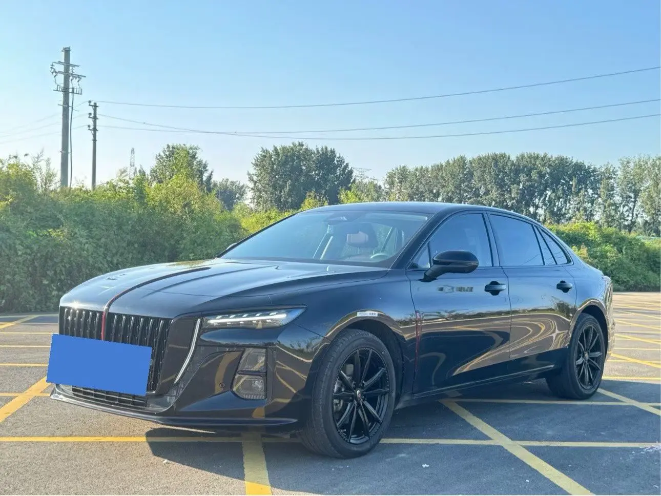 Hongqi H5  из Китая