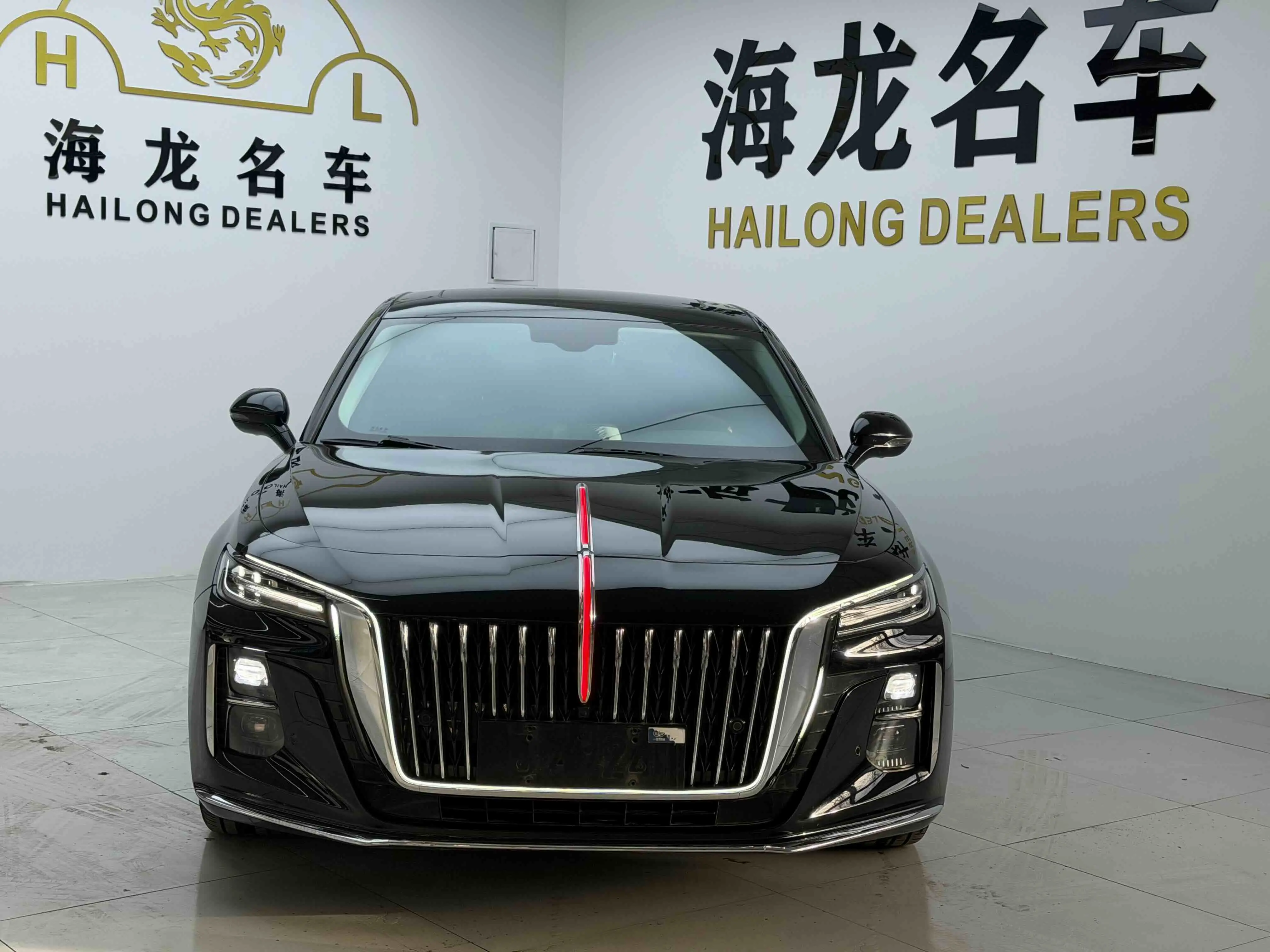 Hongqi H5  из Китая