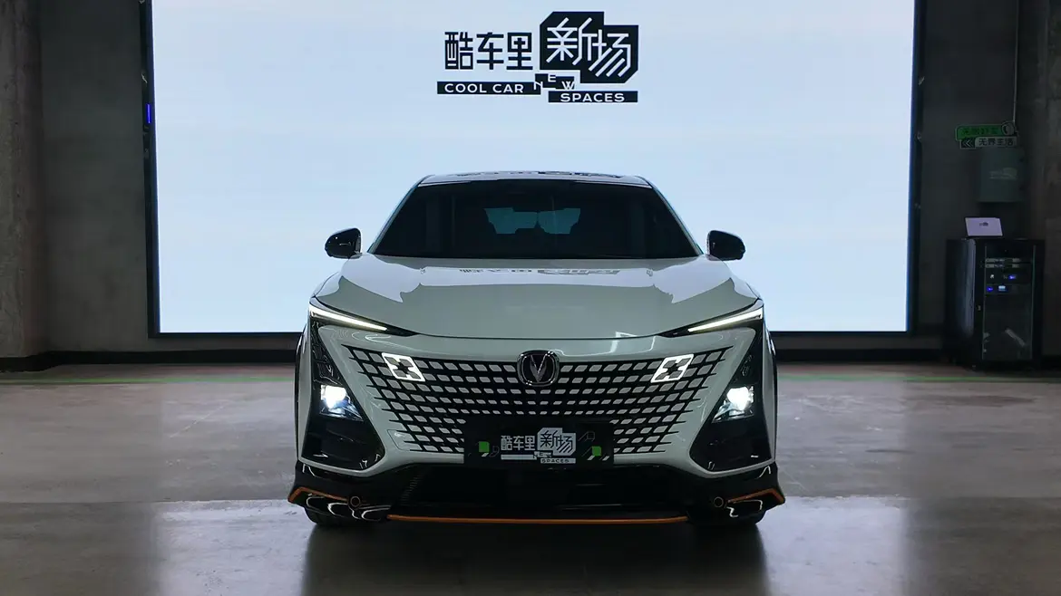 Changan UNI-T  из Китая