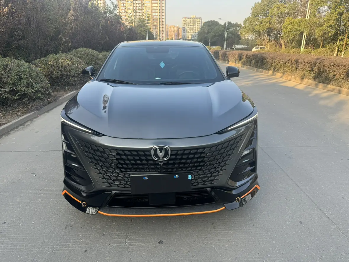 Changan UNI-T  из Китая