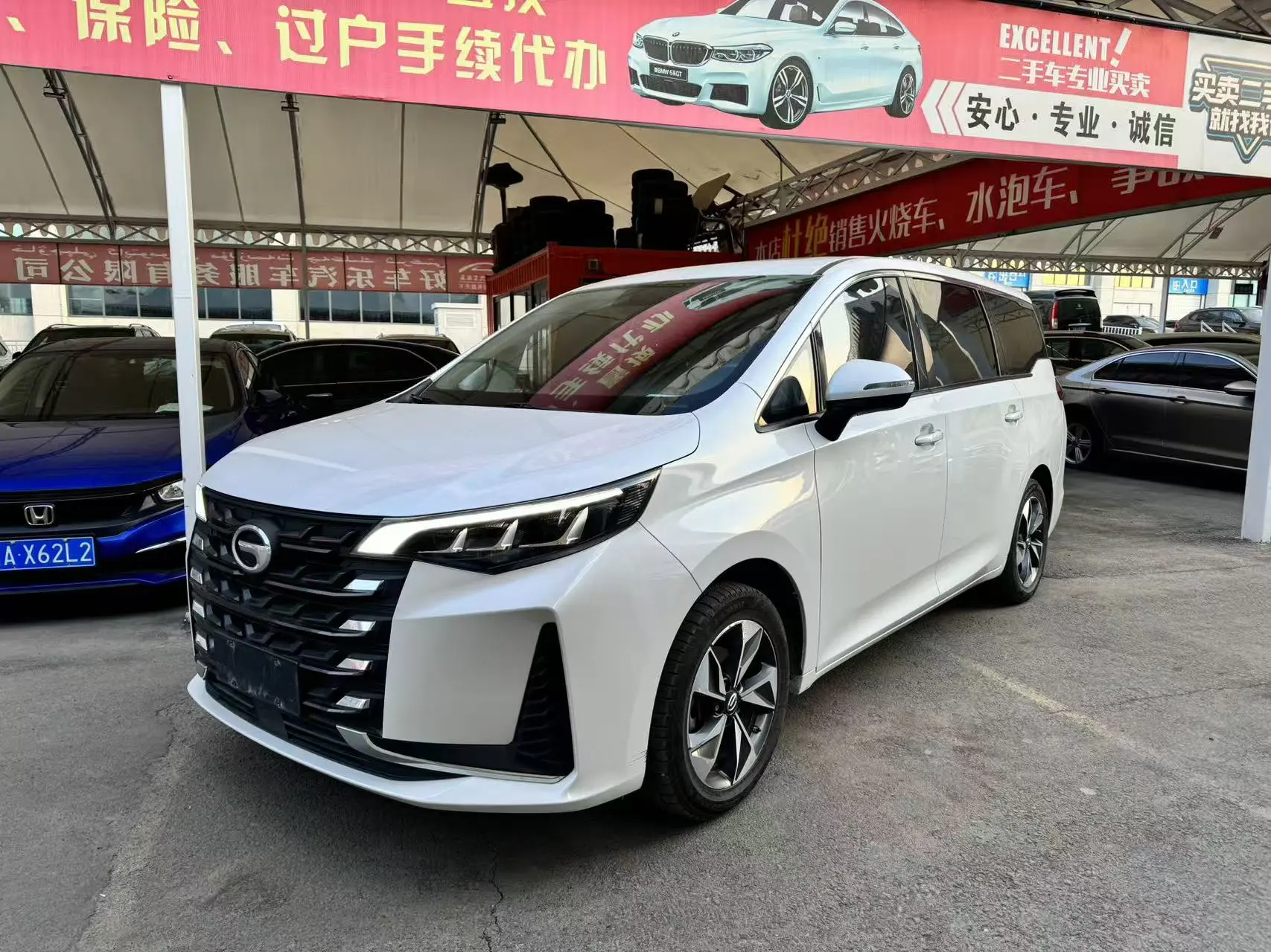 GAC Trumpchi M6  из Китая