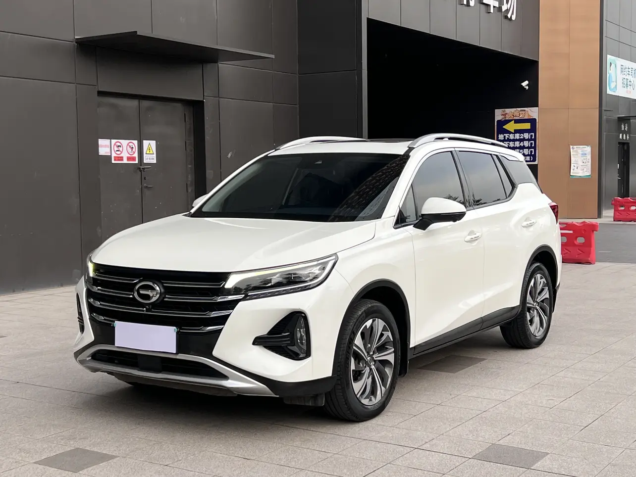 GAC Trumpchi GS4  из Китая