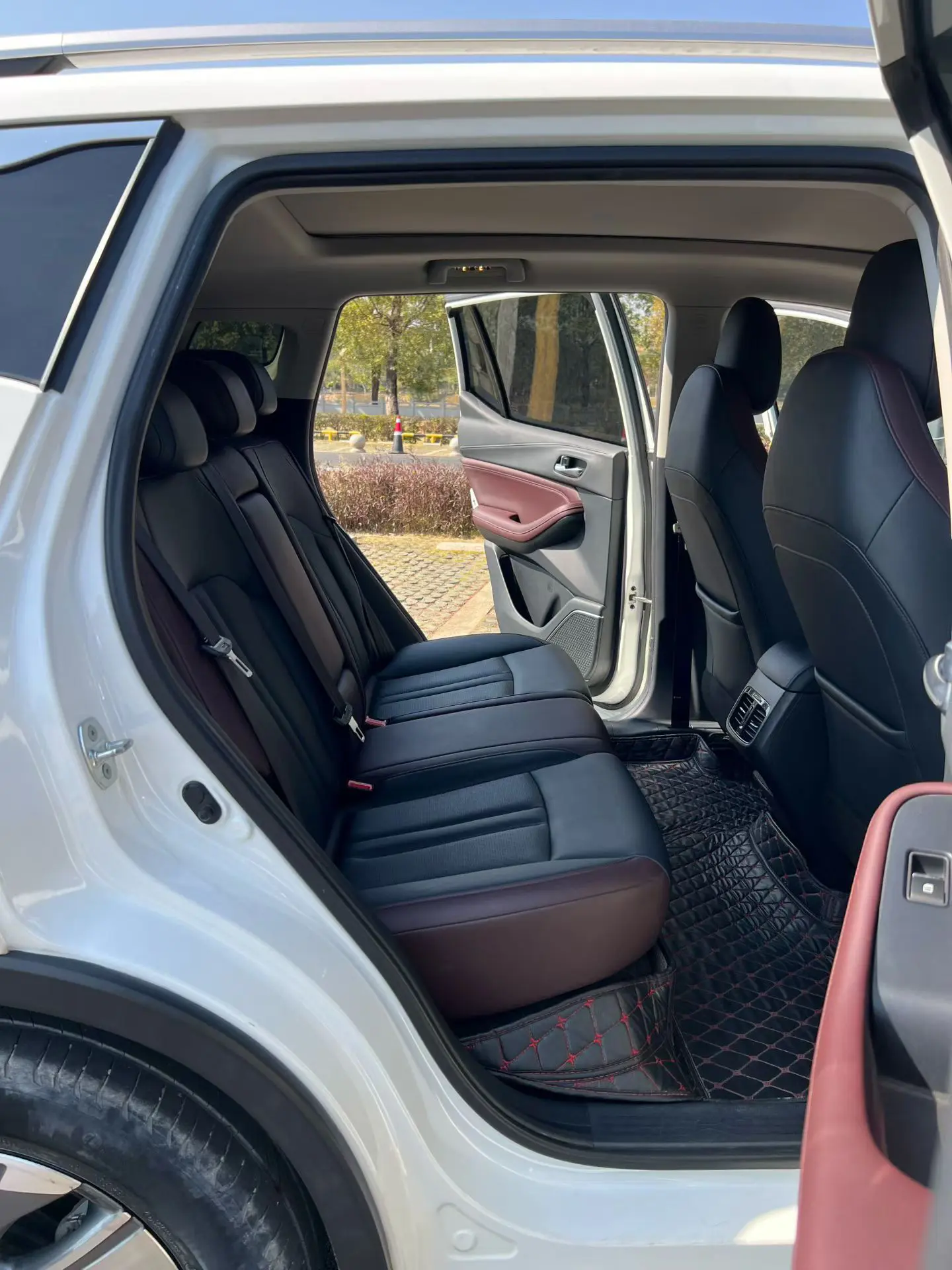 GAC Trumpchi GS4  из Китая