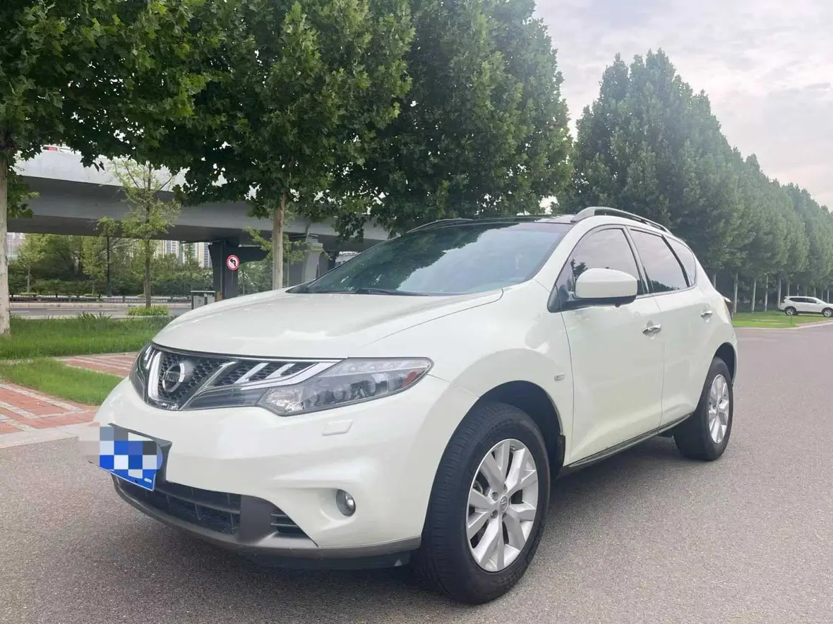 Nissan Murano (Loulan)  из Китая