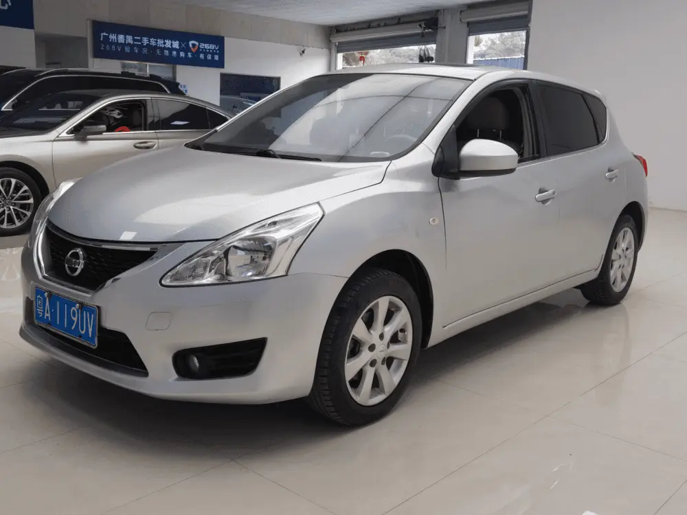 Nissan Tiida  из Китая