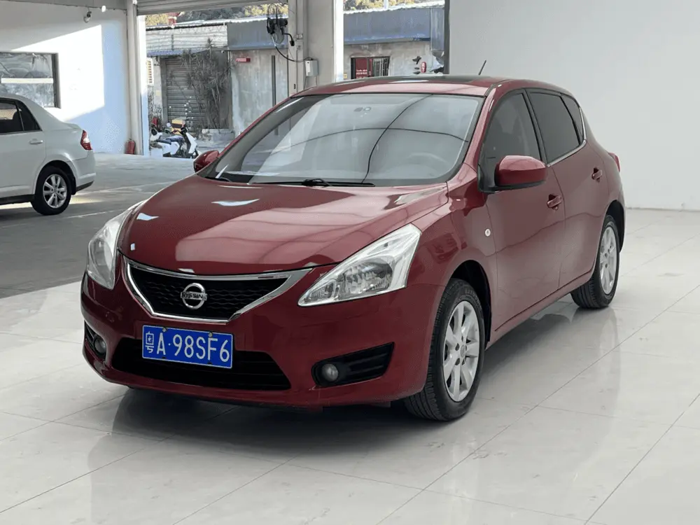 Nissan Tiida  из Китая