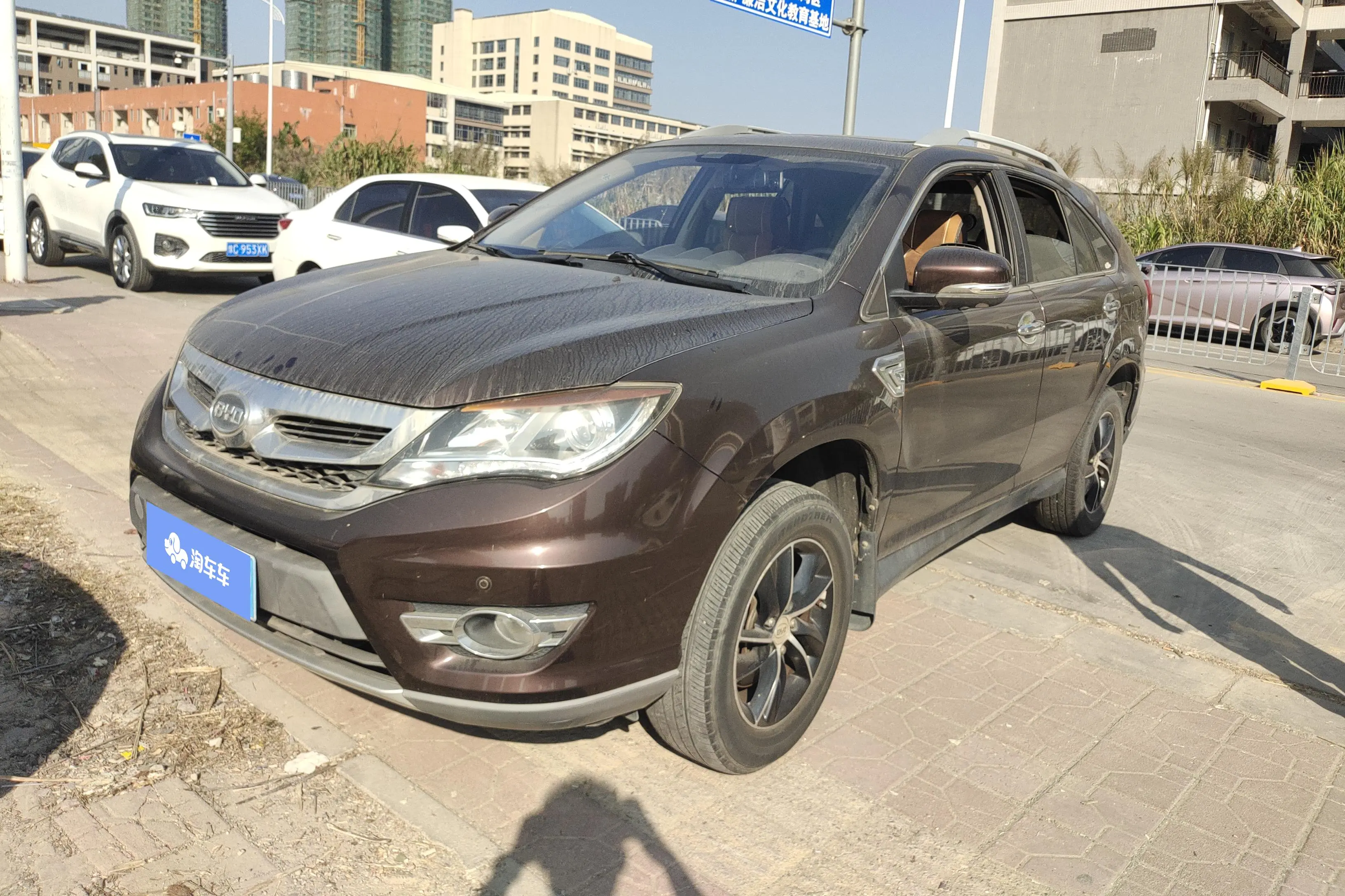 BYD S7  из Китая