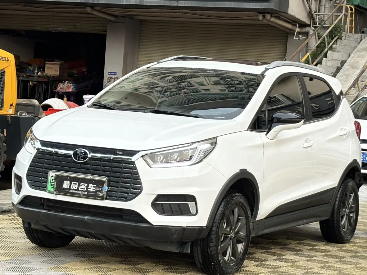 BYD Yuan EV  из Китая