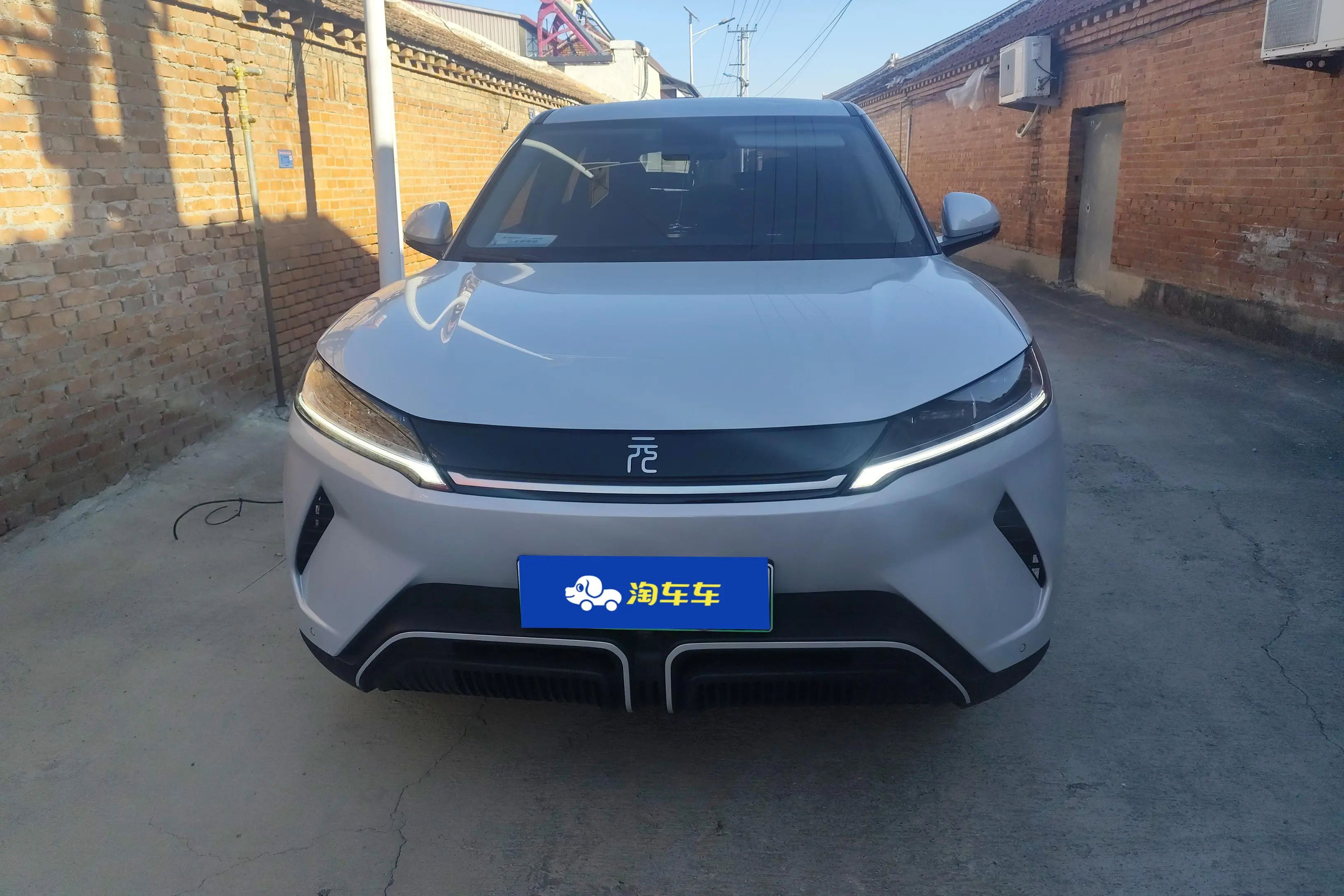 BYD Yuan UP  из Китая