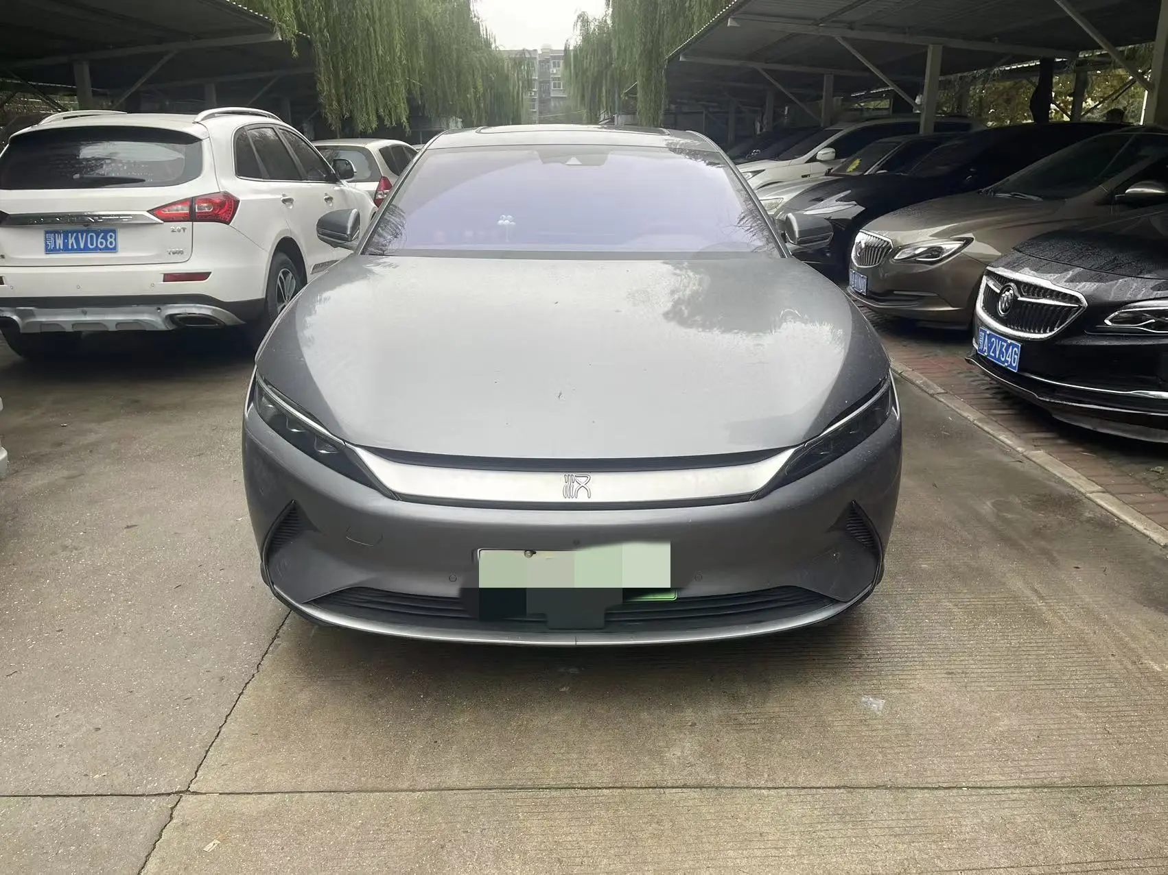 BYD Han EV  из Китая