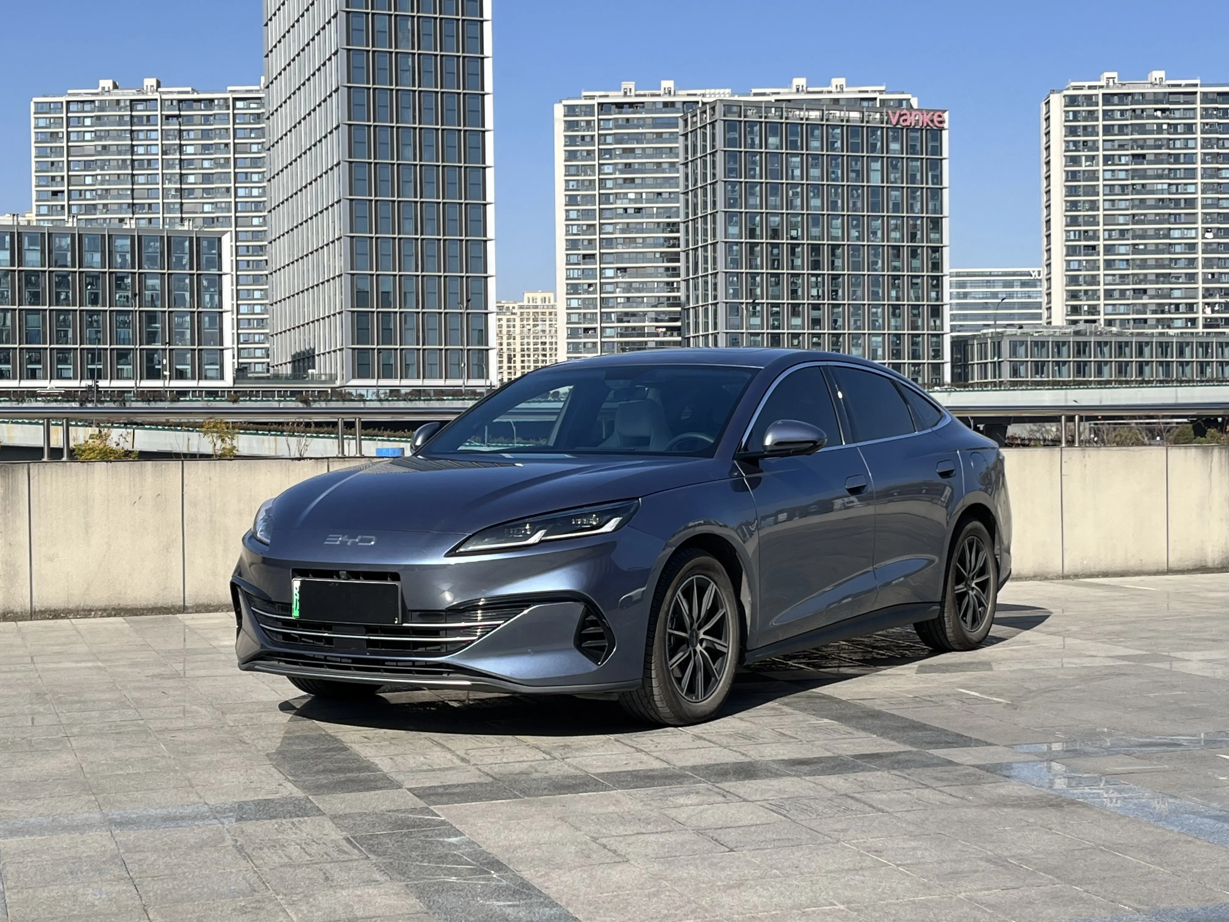 BYD Seal 06DM  из Китая