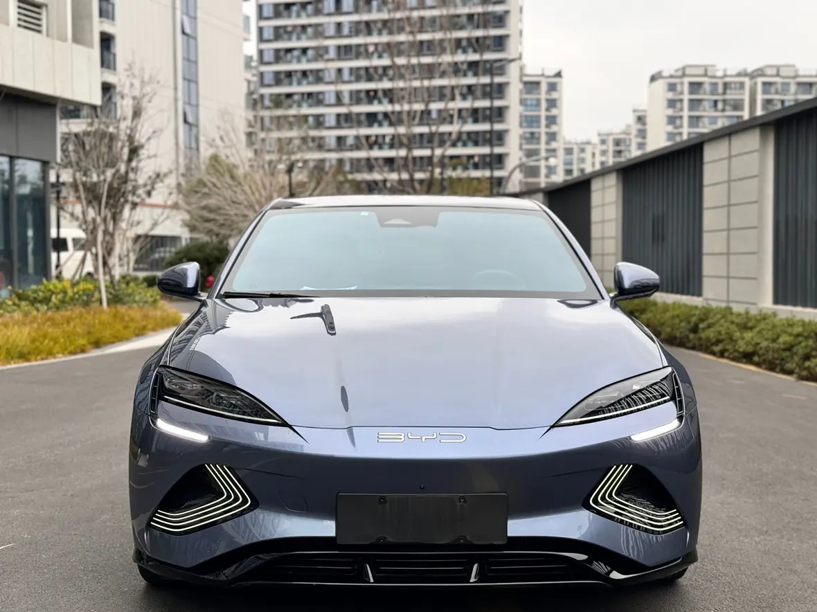 BYD Seal  из Китая