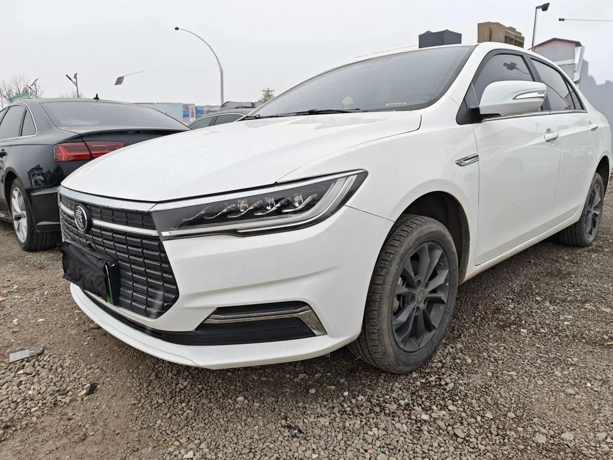BYD QinEV  из Китая