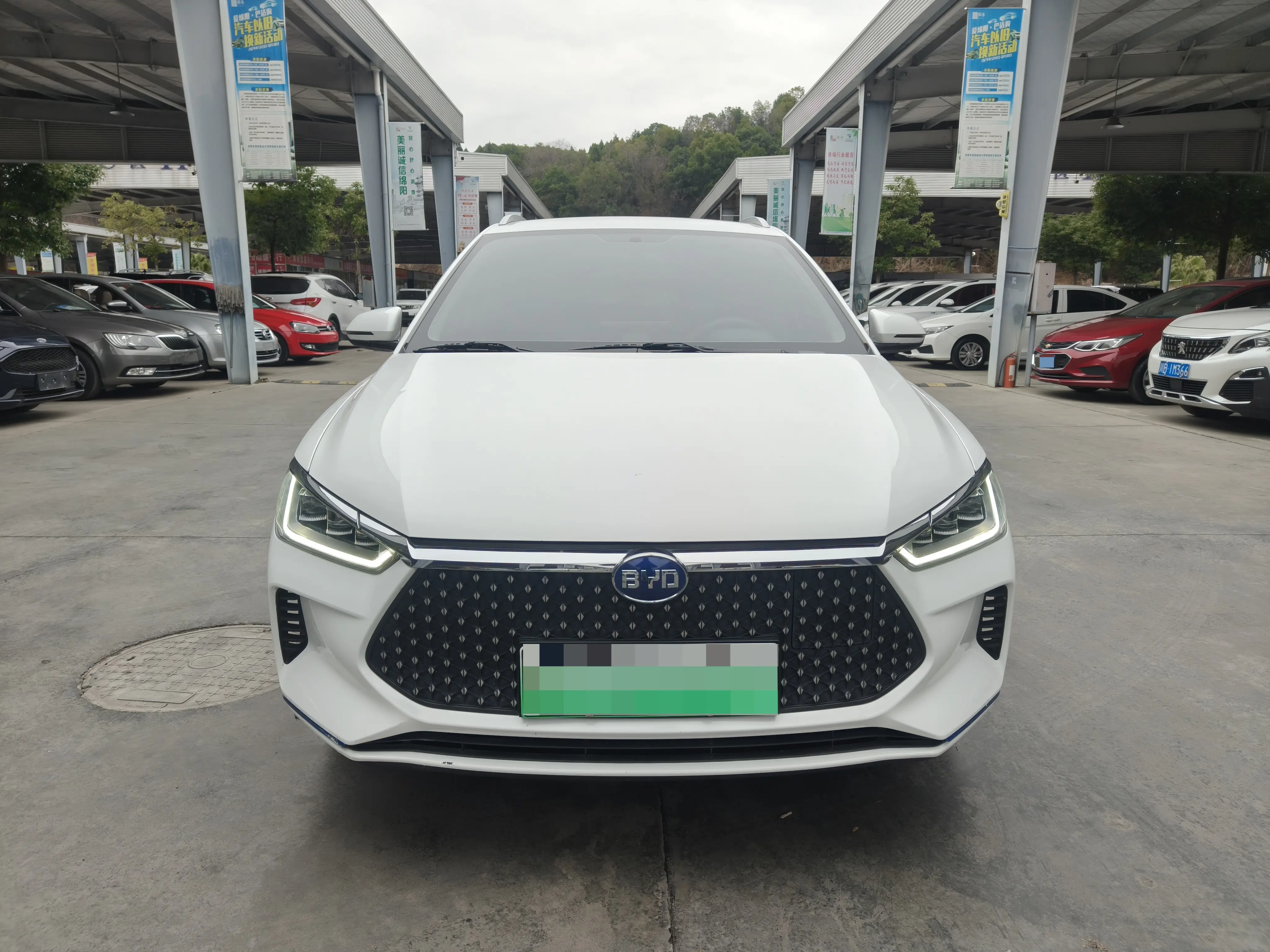 BYD e2  из Китая