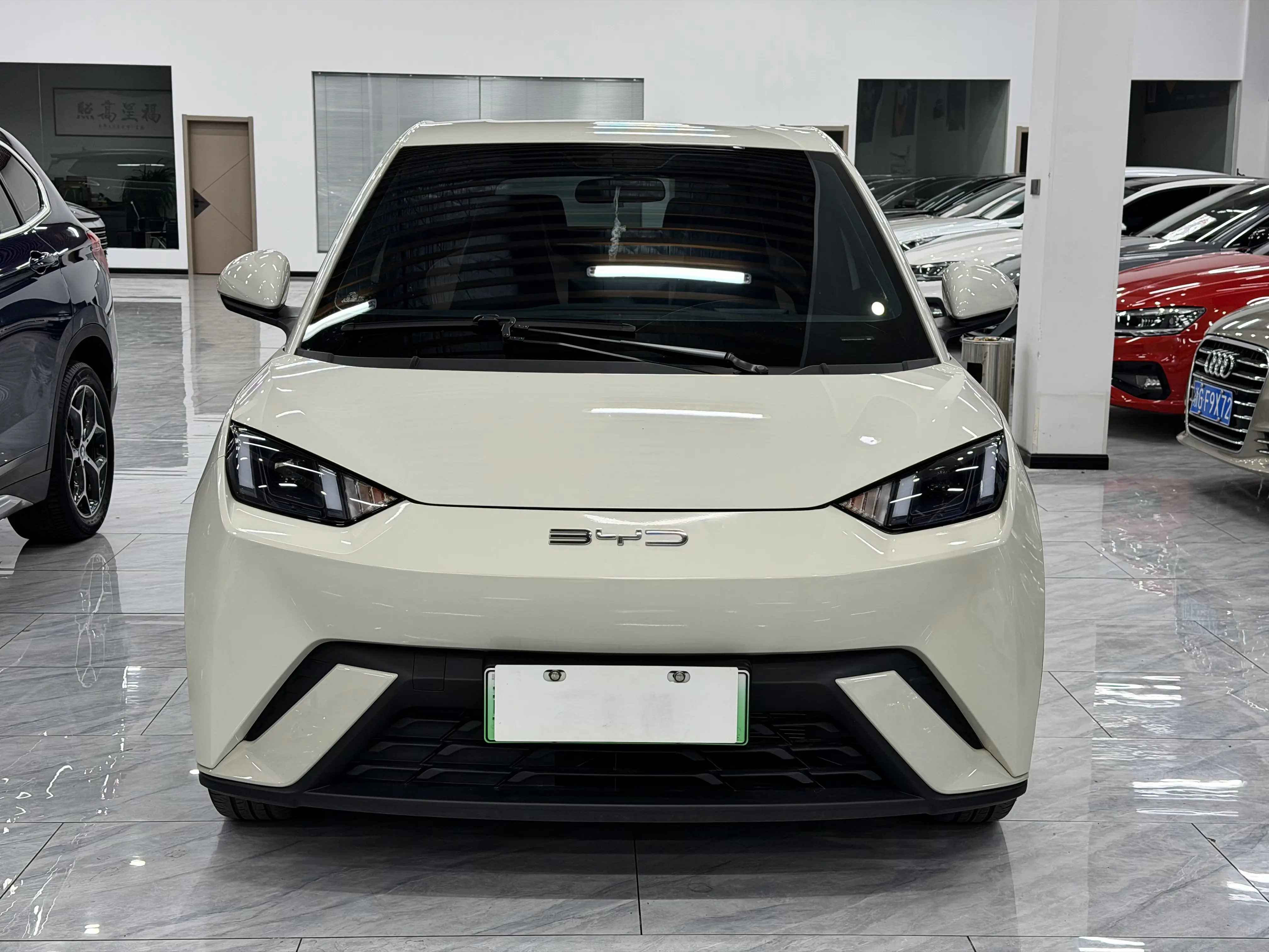 BYD Seagull  из Китая