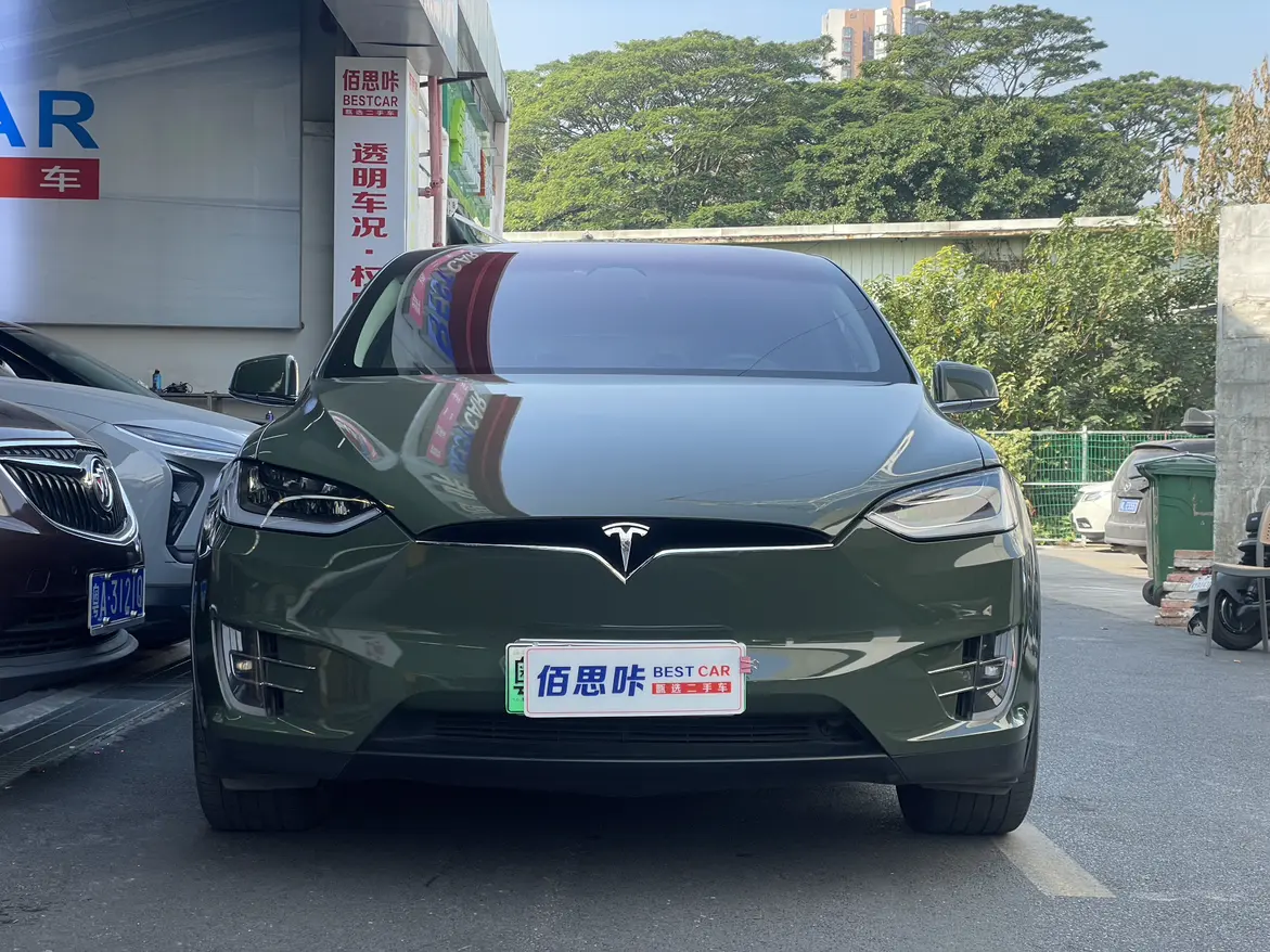 Tesla Model X  из Китая