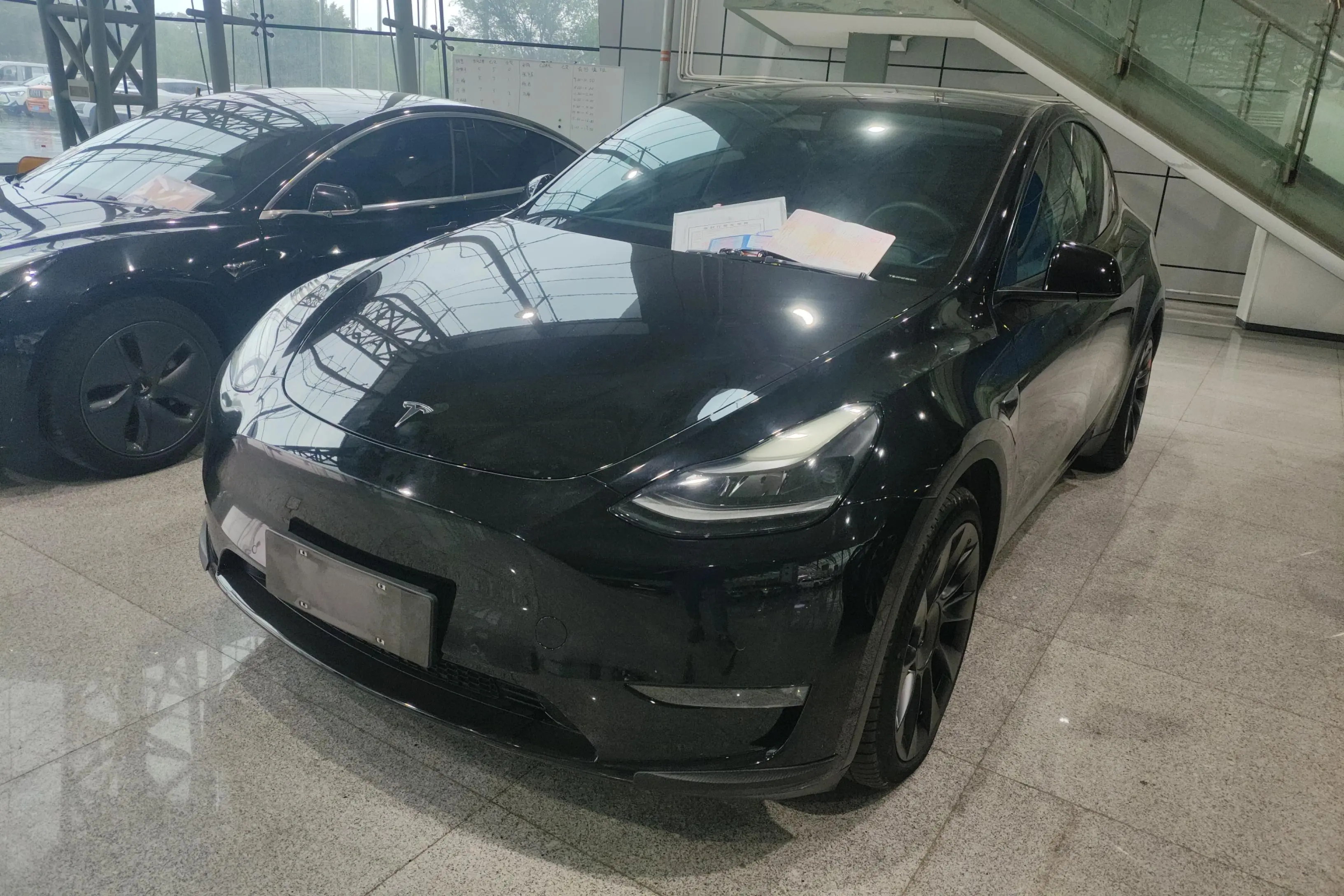 Tesla Model Y  из Китая