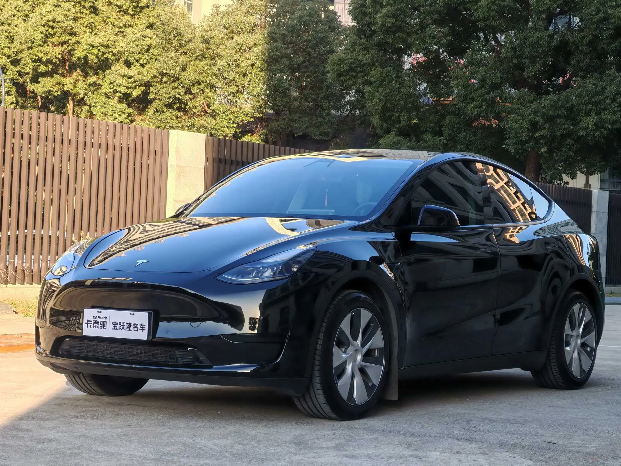 Tesla Model Y  из Китая