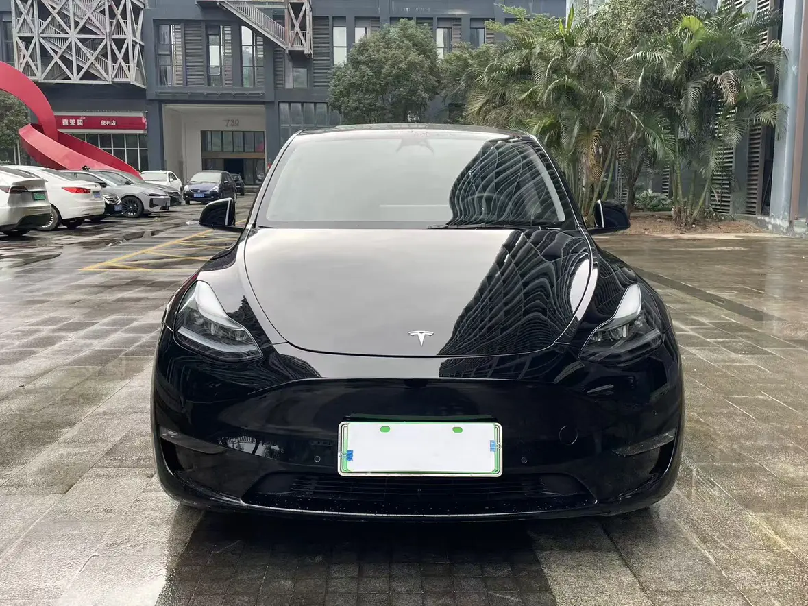 Tesla Model Y  из Китая