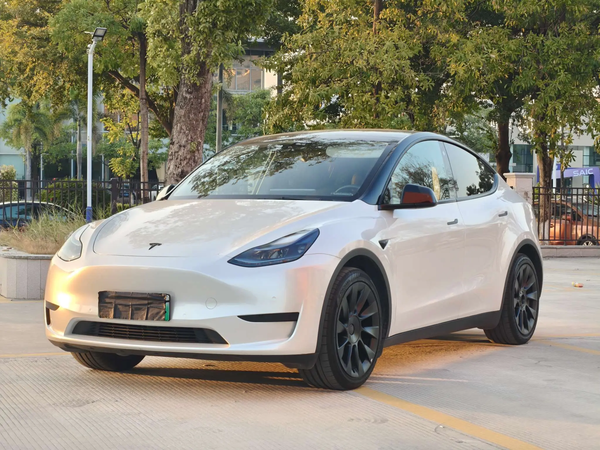 Tesla Model Y  из Китая