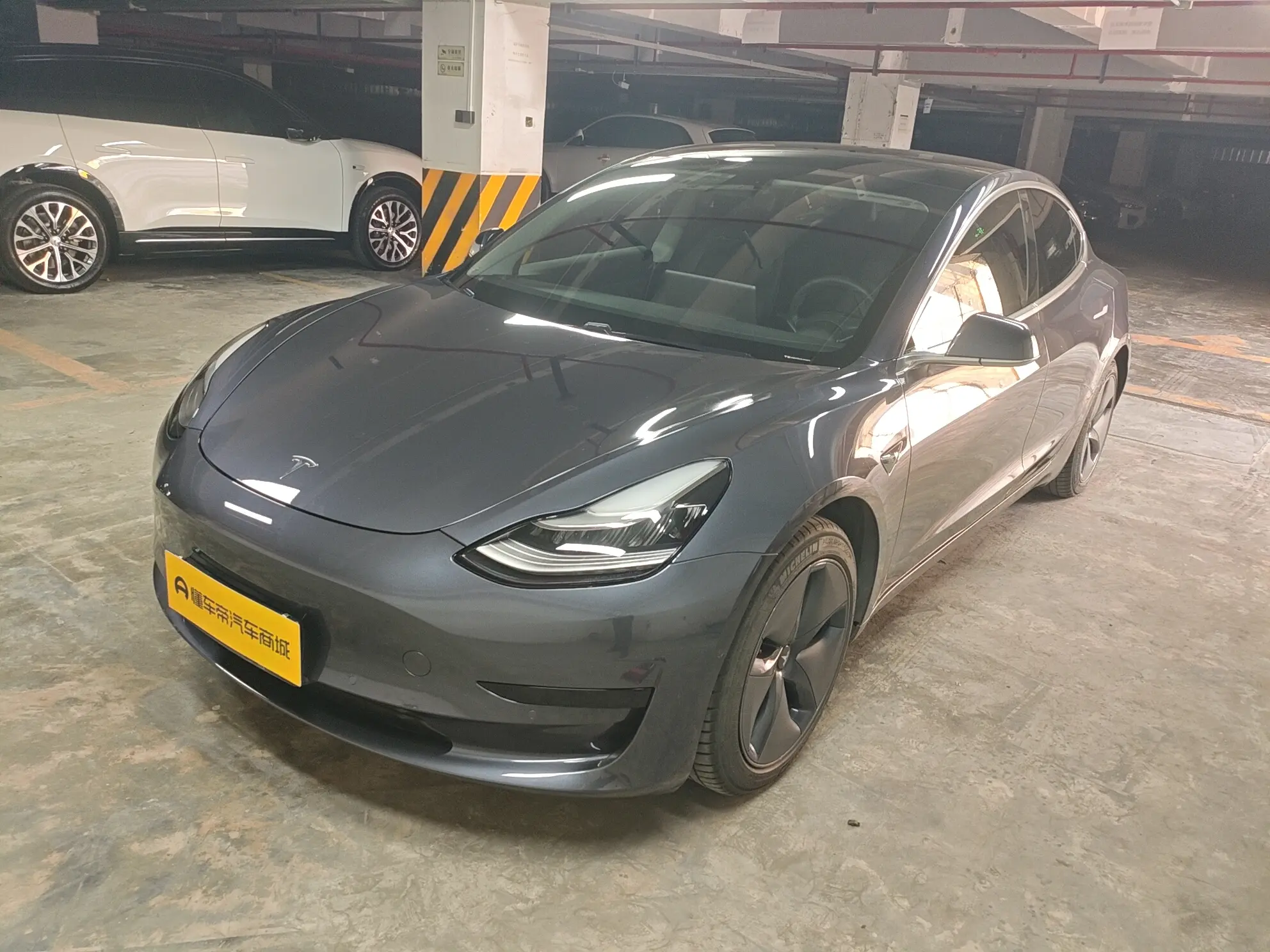 Tesla Model 3  из Китая