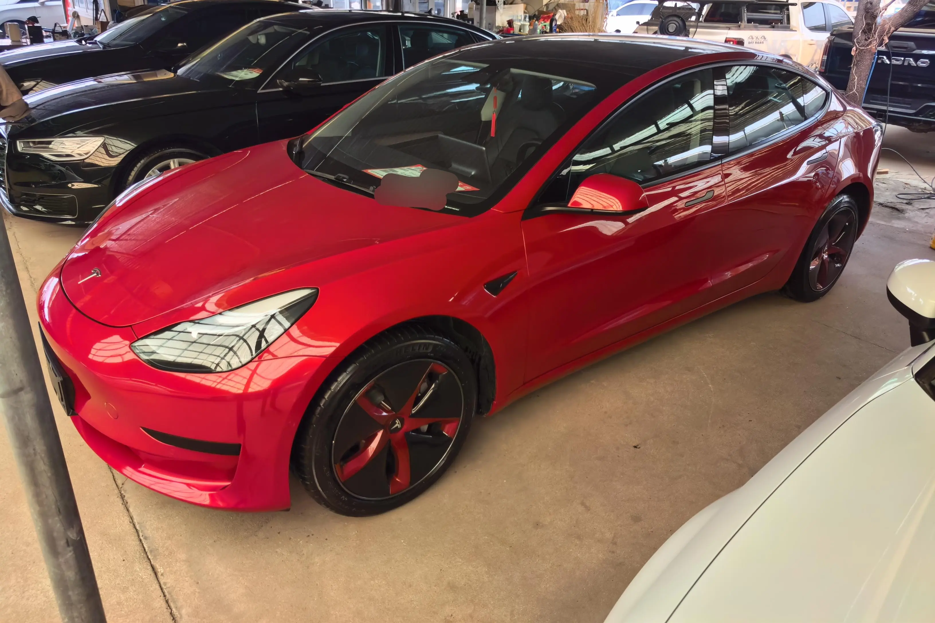 Tesla Model 3  из Китая