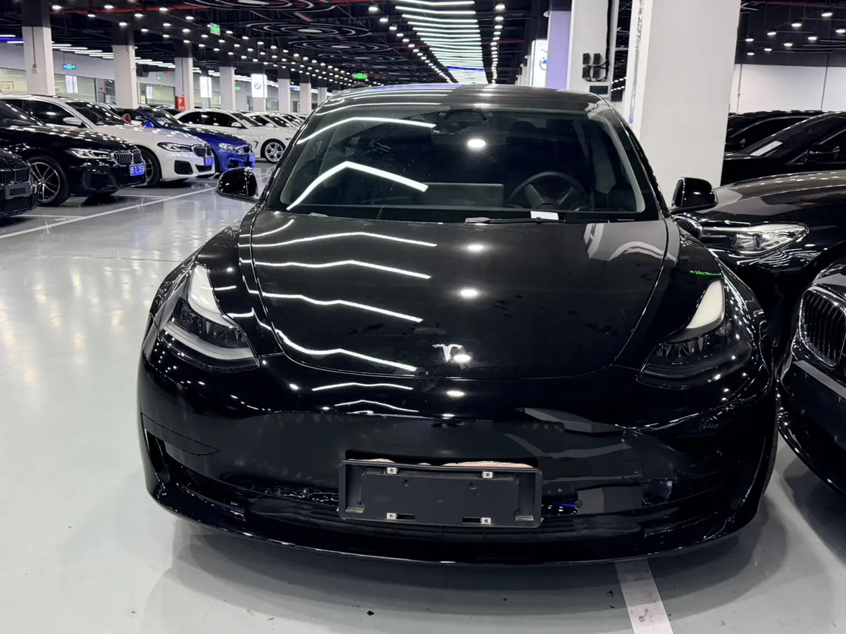 Tesla Model 3  из Китая