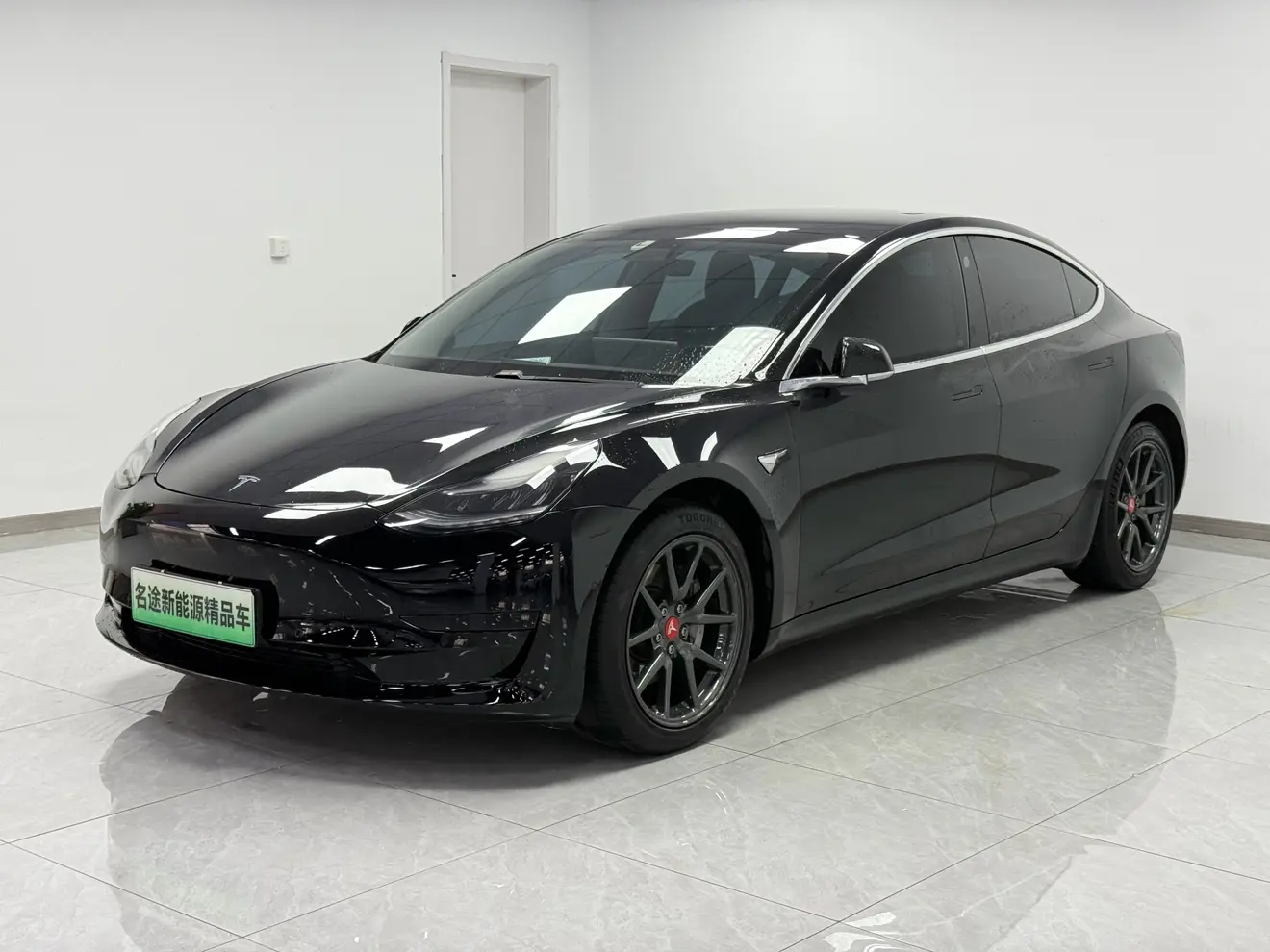 Tesla Model 3  из Китая