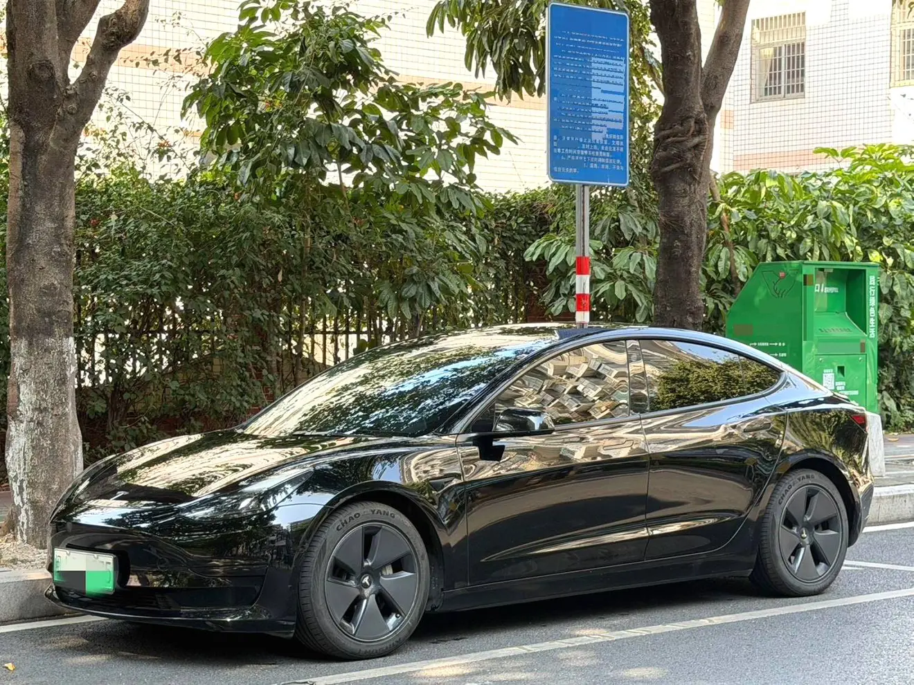 Tesla Model 3  из Китая