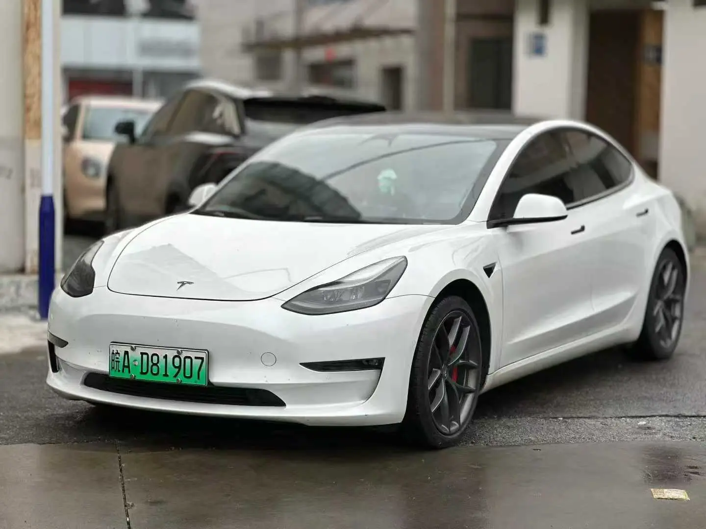 Tesla Model 3  из Китая