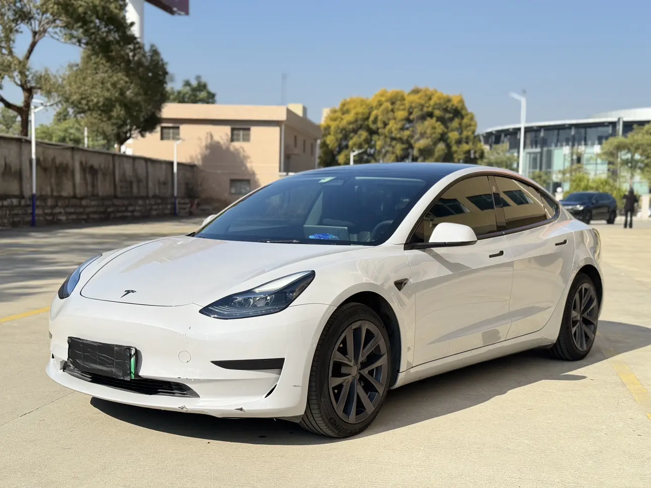 Tesla Model 3  из Китая