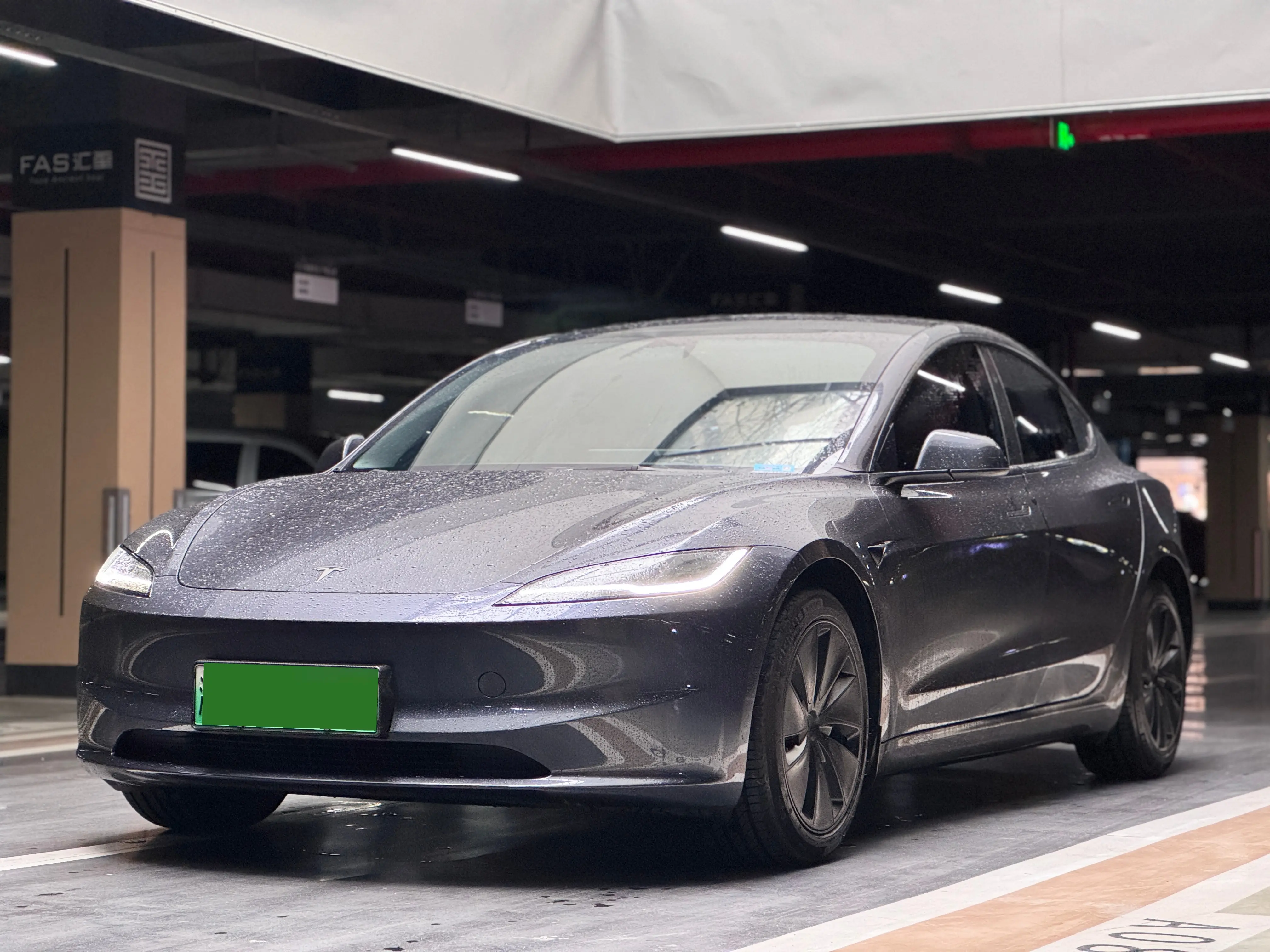 Tesla Model 3  из Китая