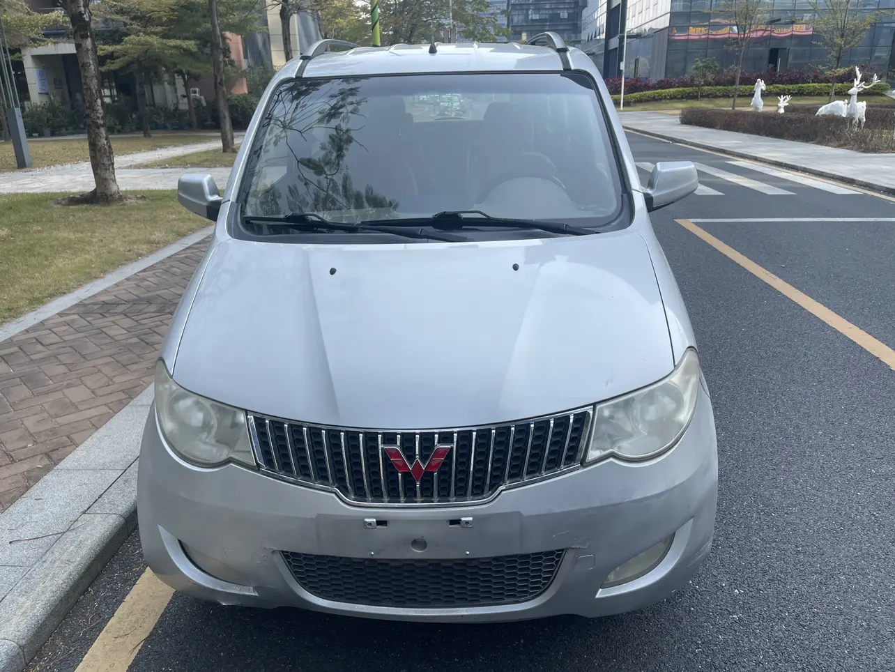 Wuling Hongguang  из Китая