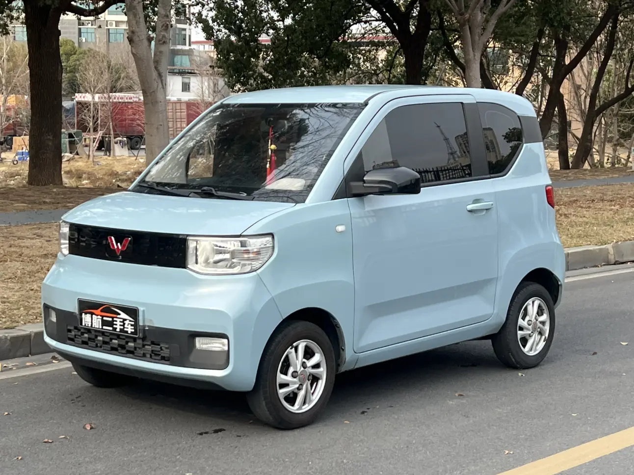 Wuling Hongguang MINIEV  из Китая